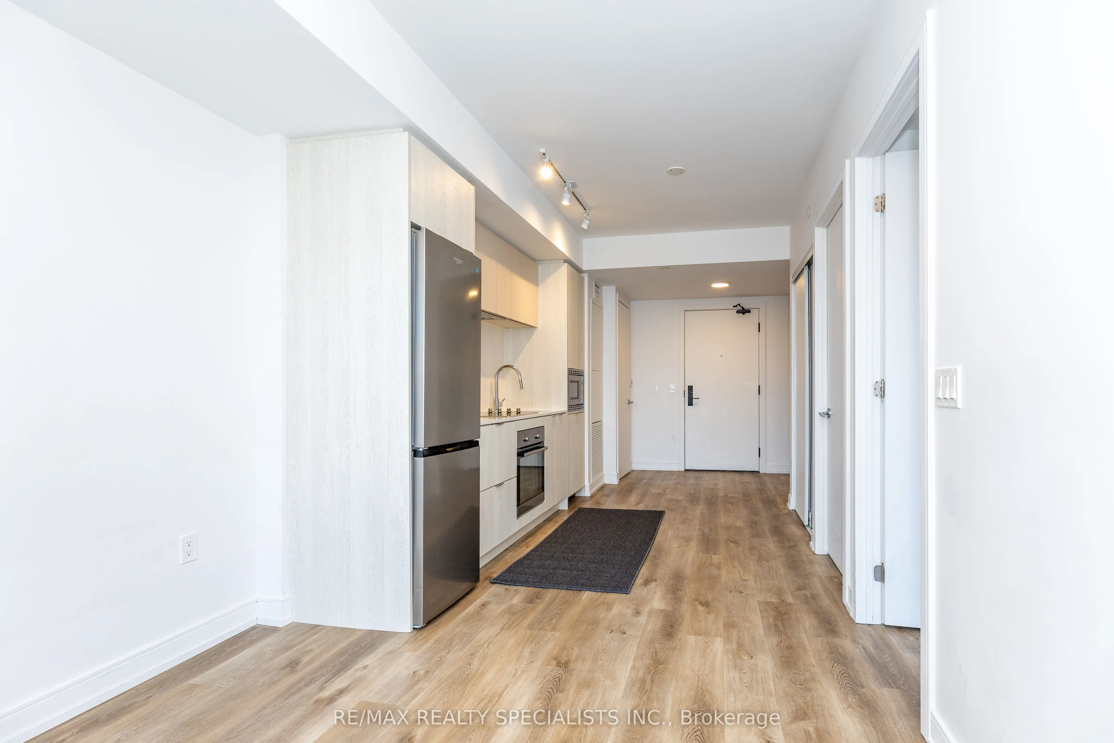 1 Jarvis Street #1404