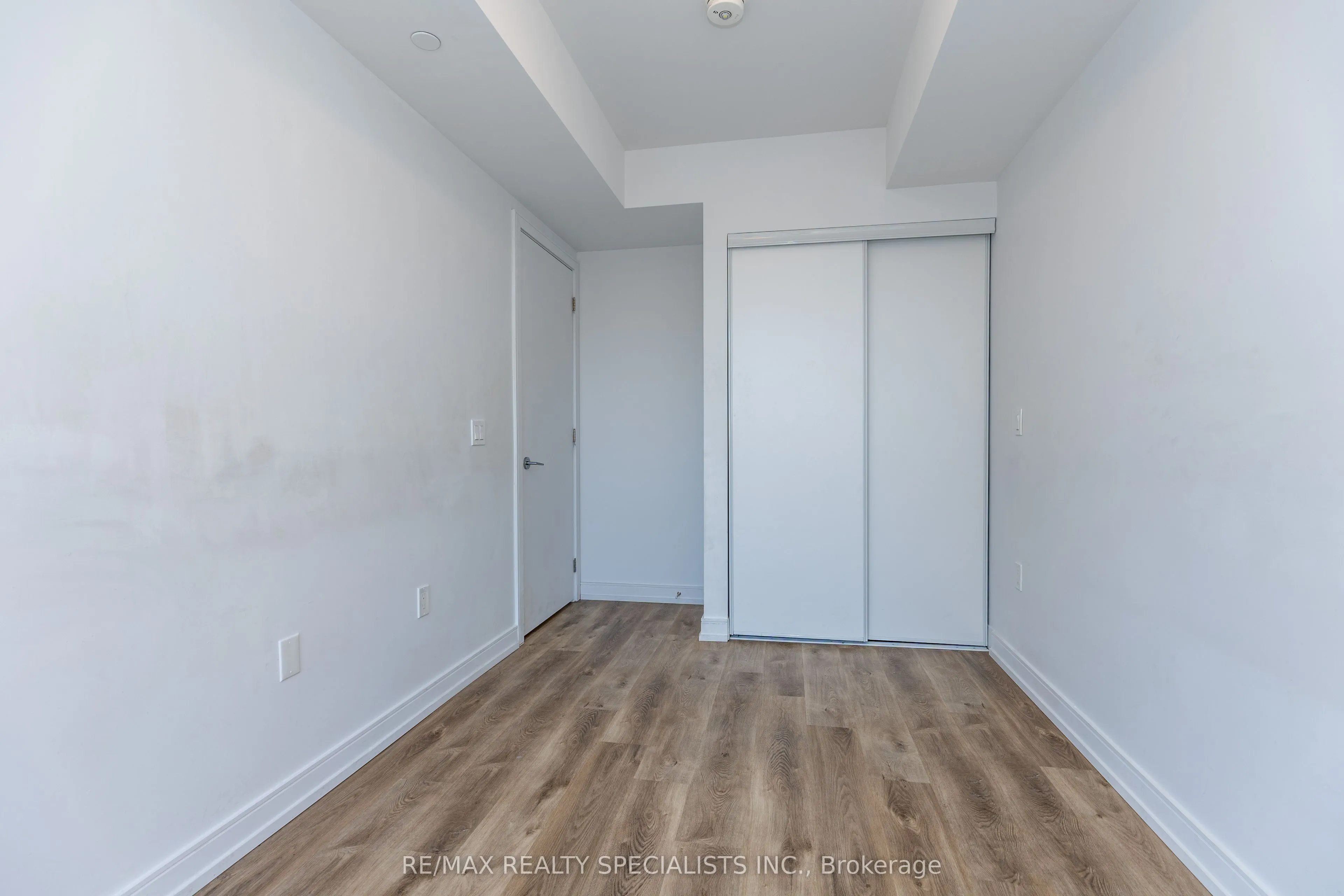 1 Jarvis Street #1404