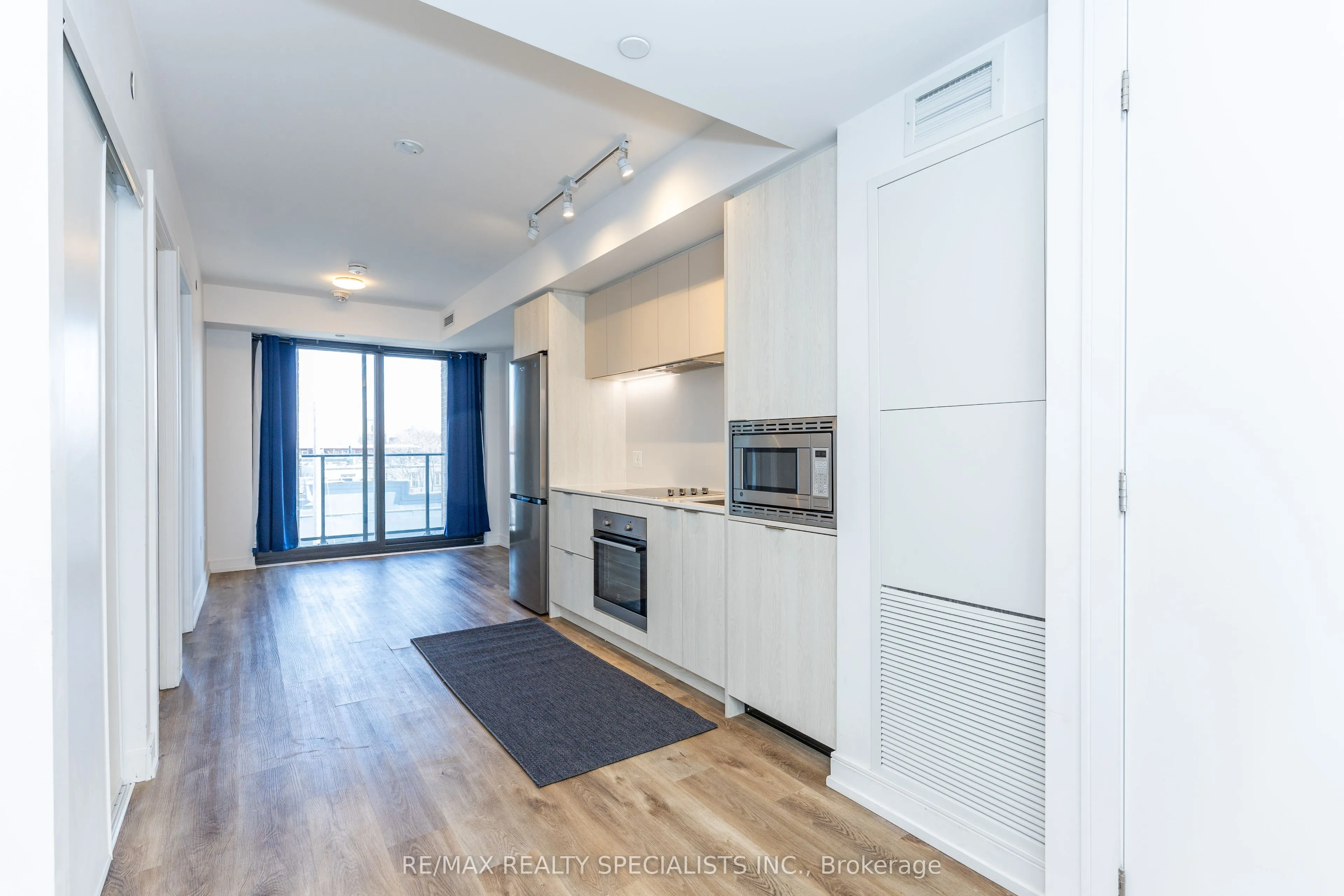1 Jarvis Street #1404