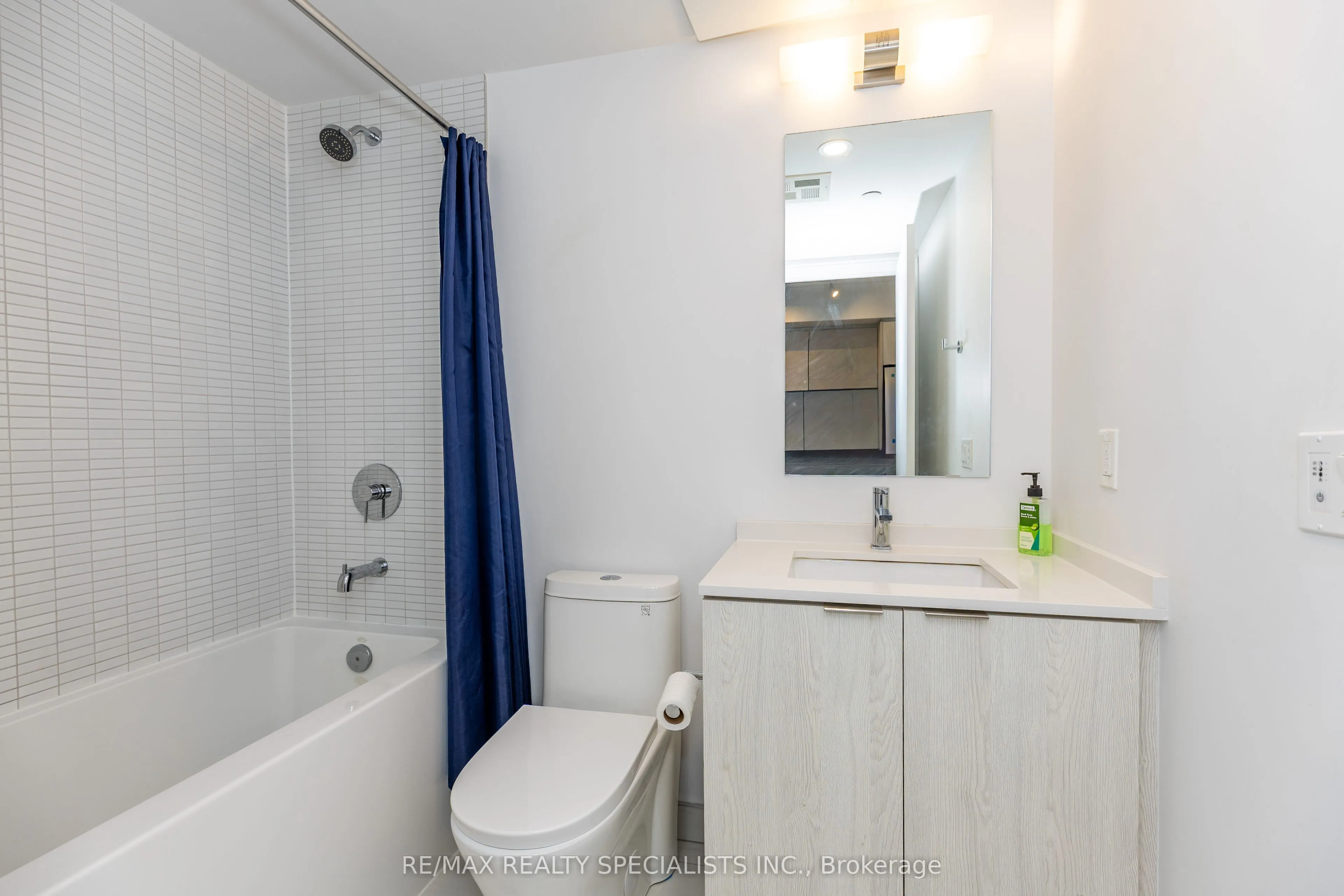 1 Jarvis Street #1404