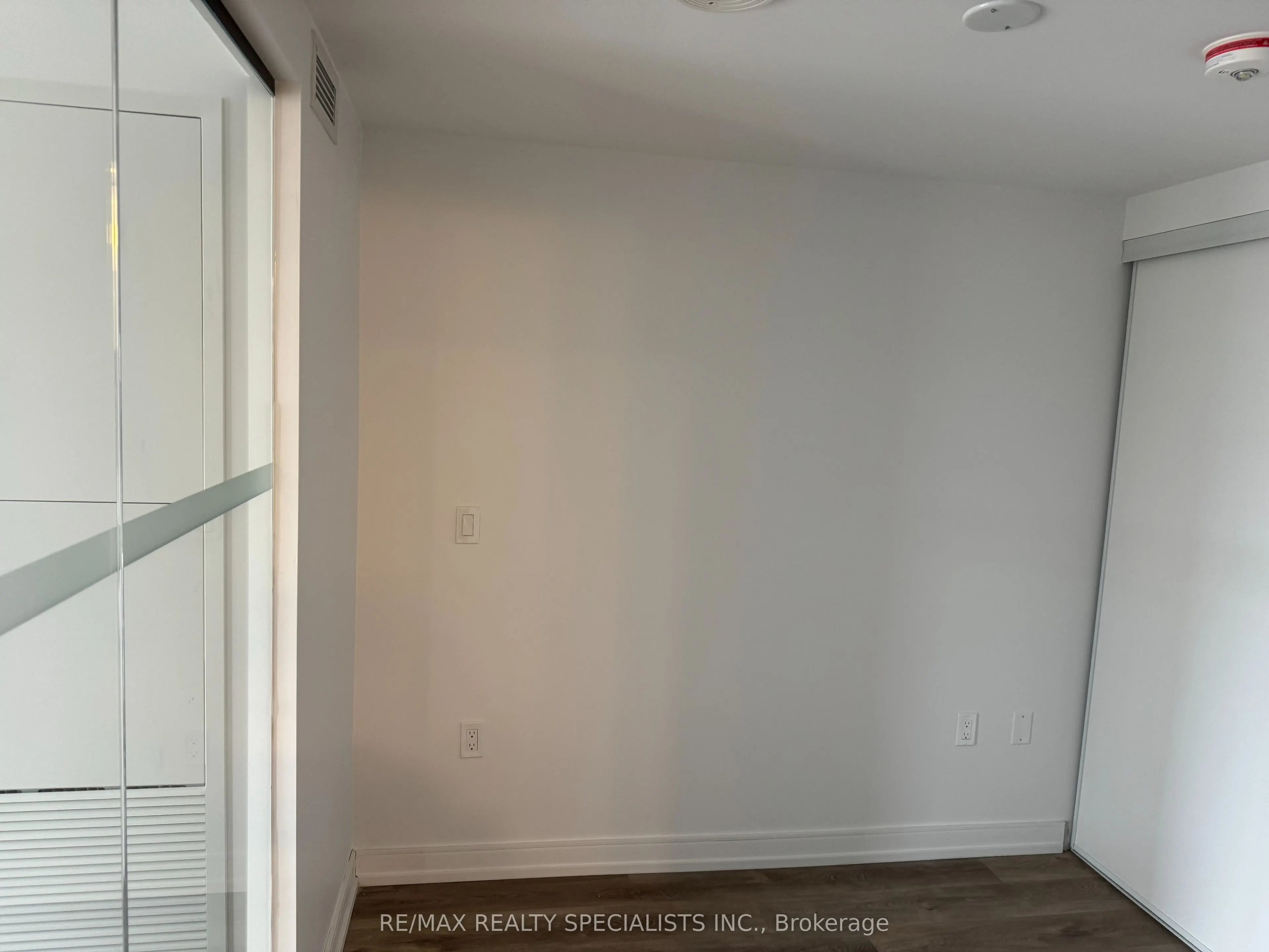 1 Jarvis Street #1404