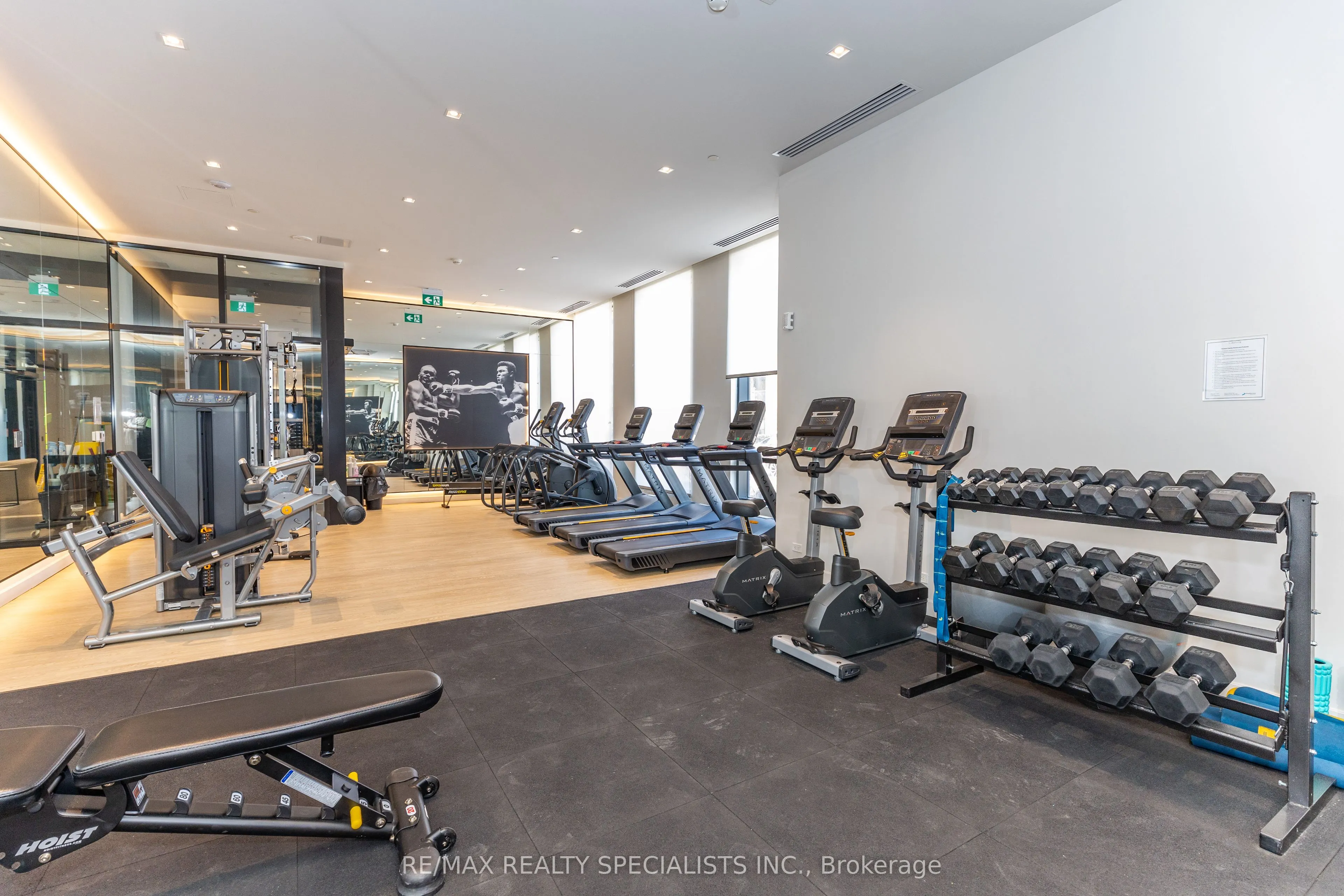 1 Jarvis Street #1404