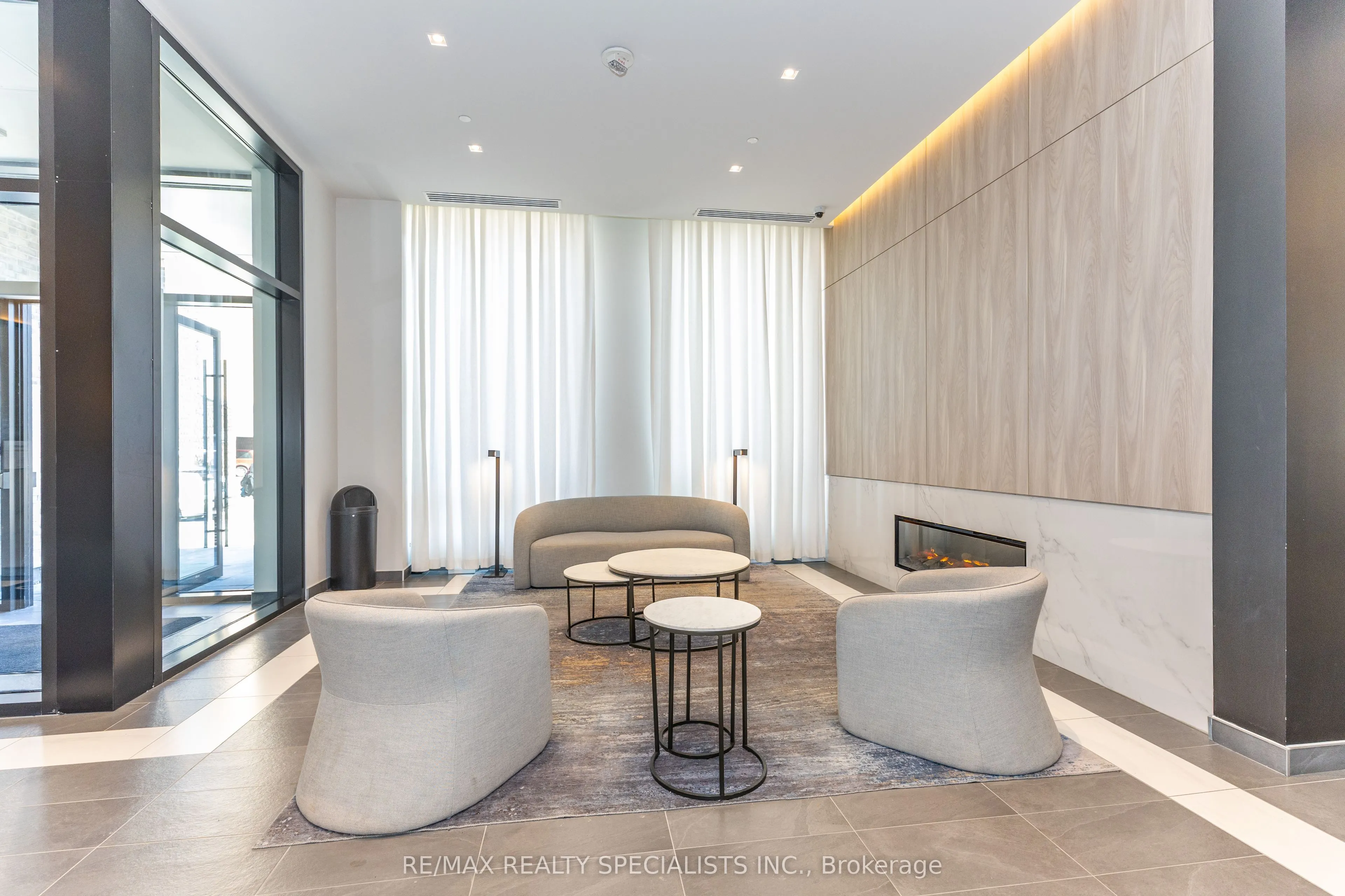 1 Jarvis Street #1404
