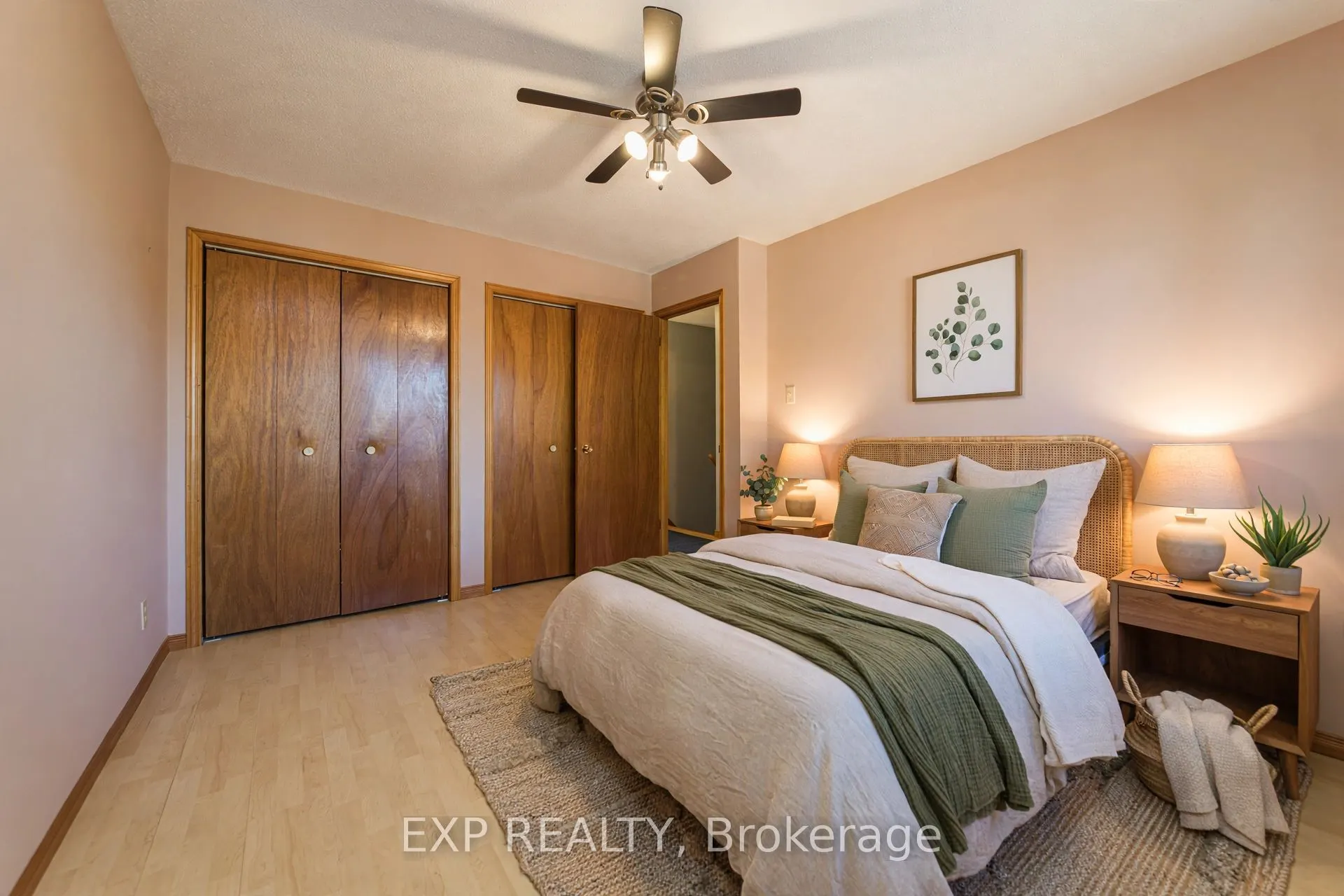 5126 Meadowland Drive W