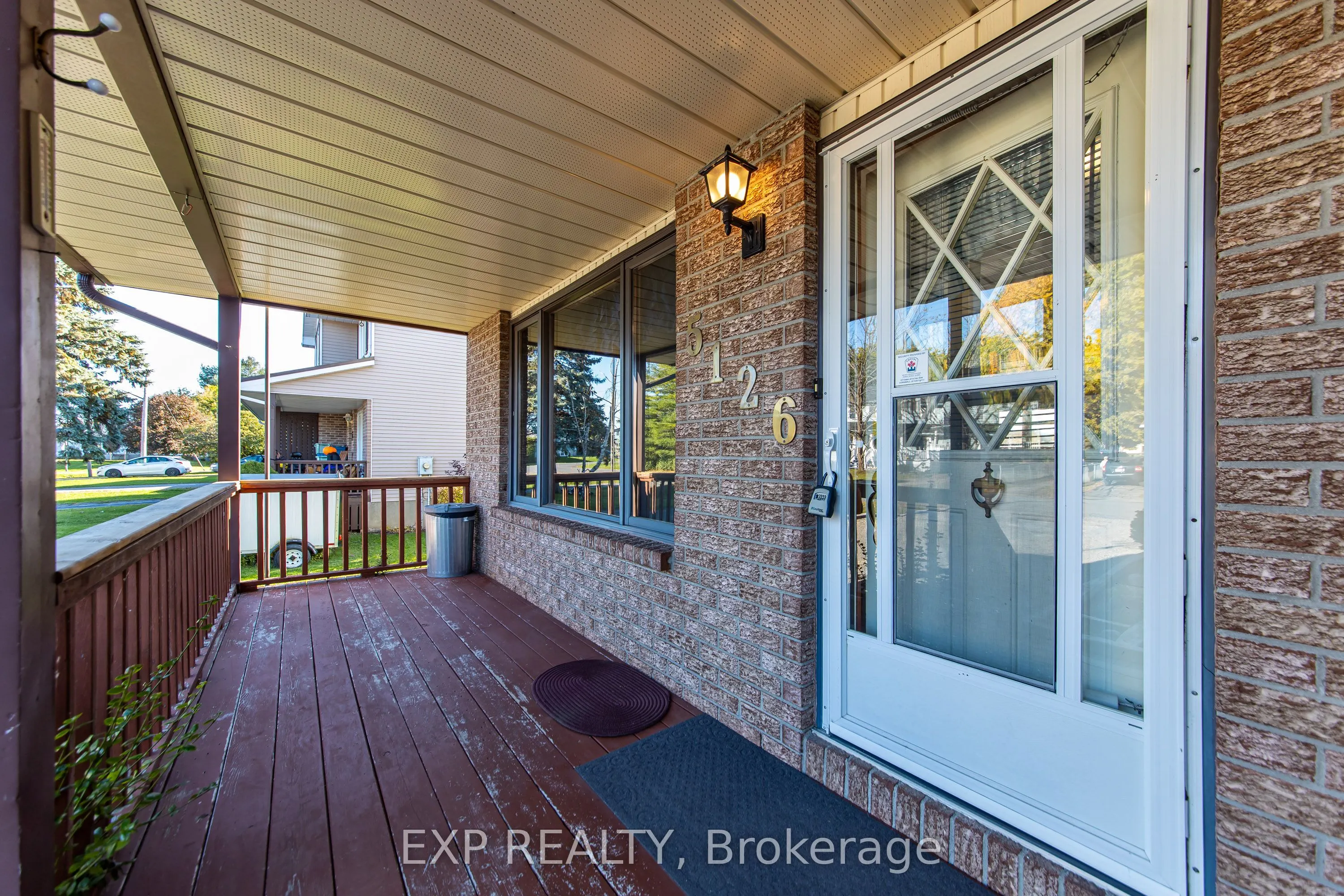 5126 Meadowland Drive W