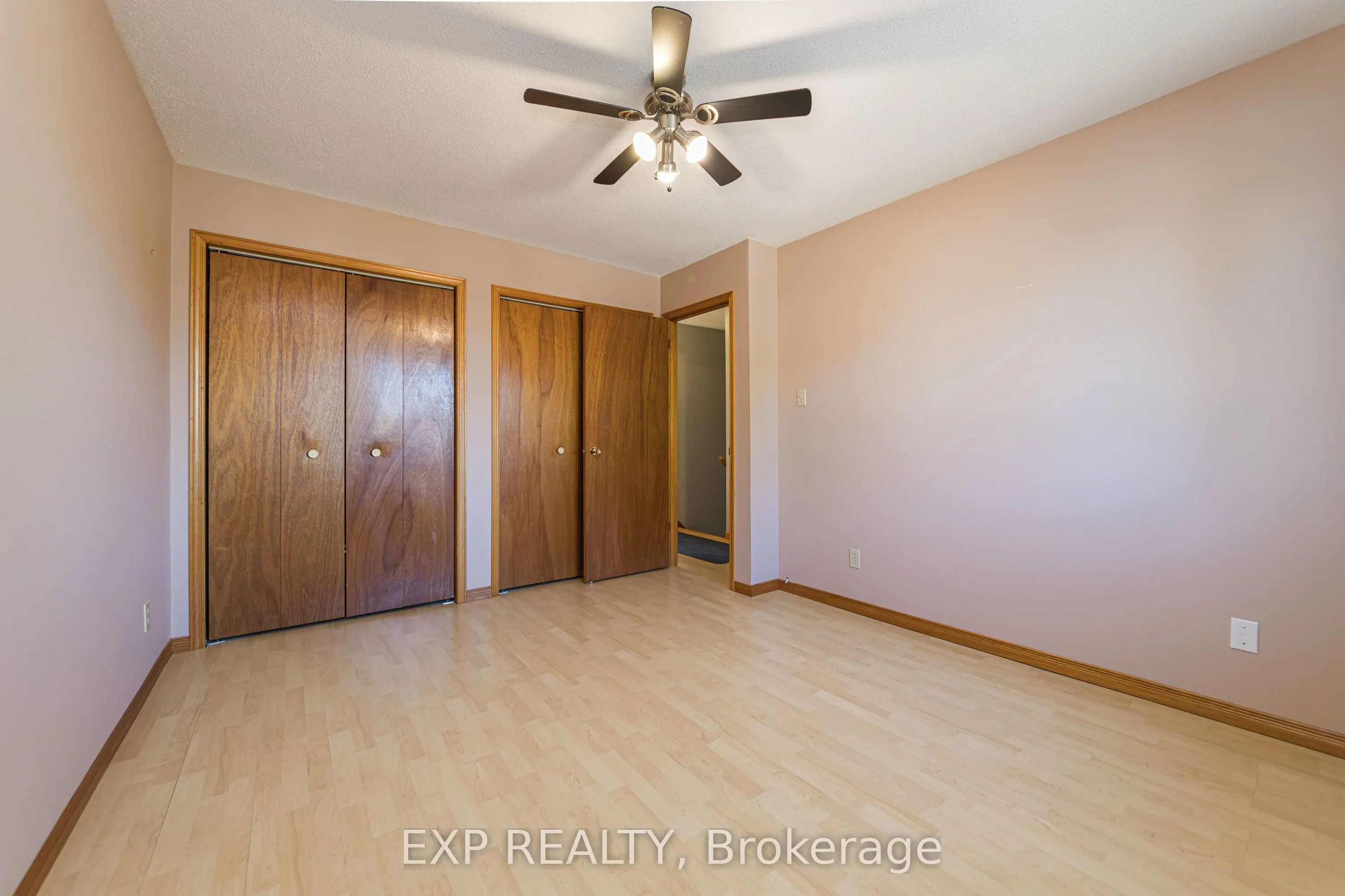 5126 Meadowland Drive W