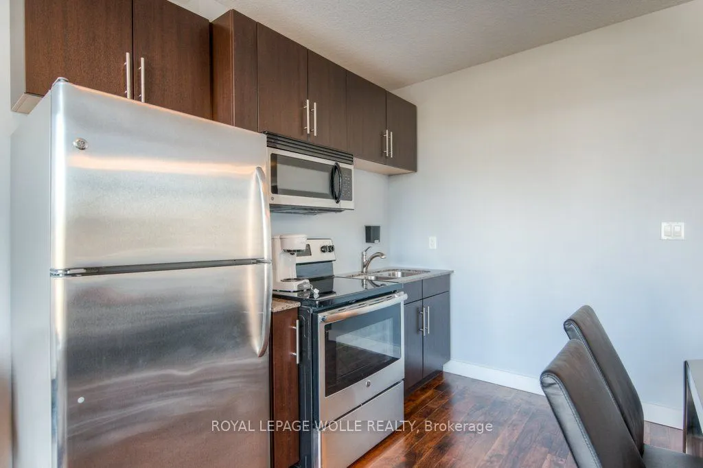 188 King Street #401