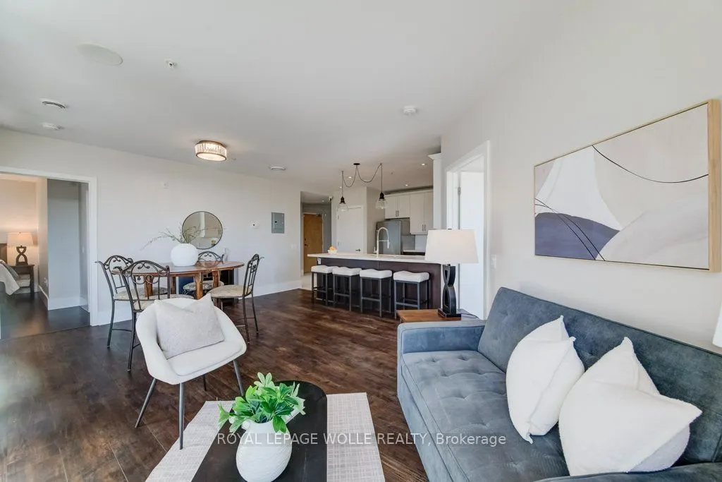 188 King Street #401