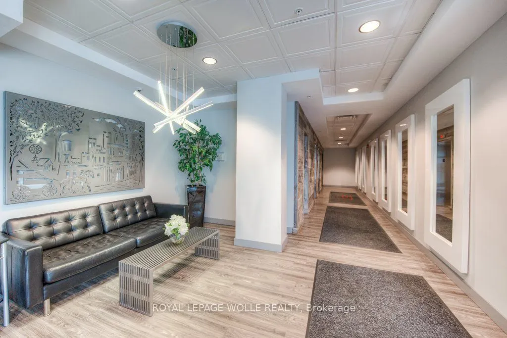 188 King Street #401