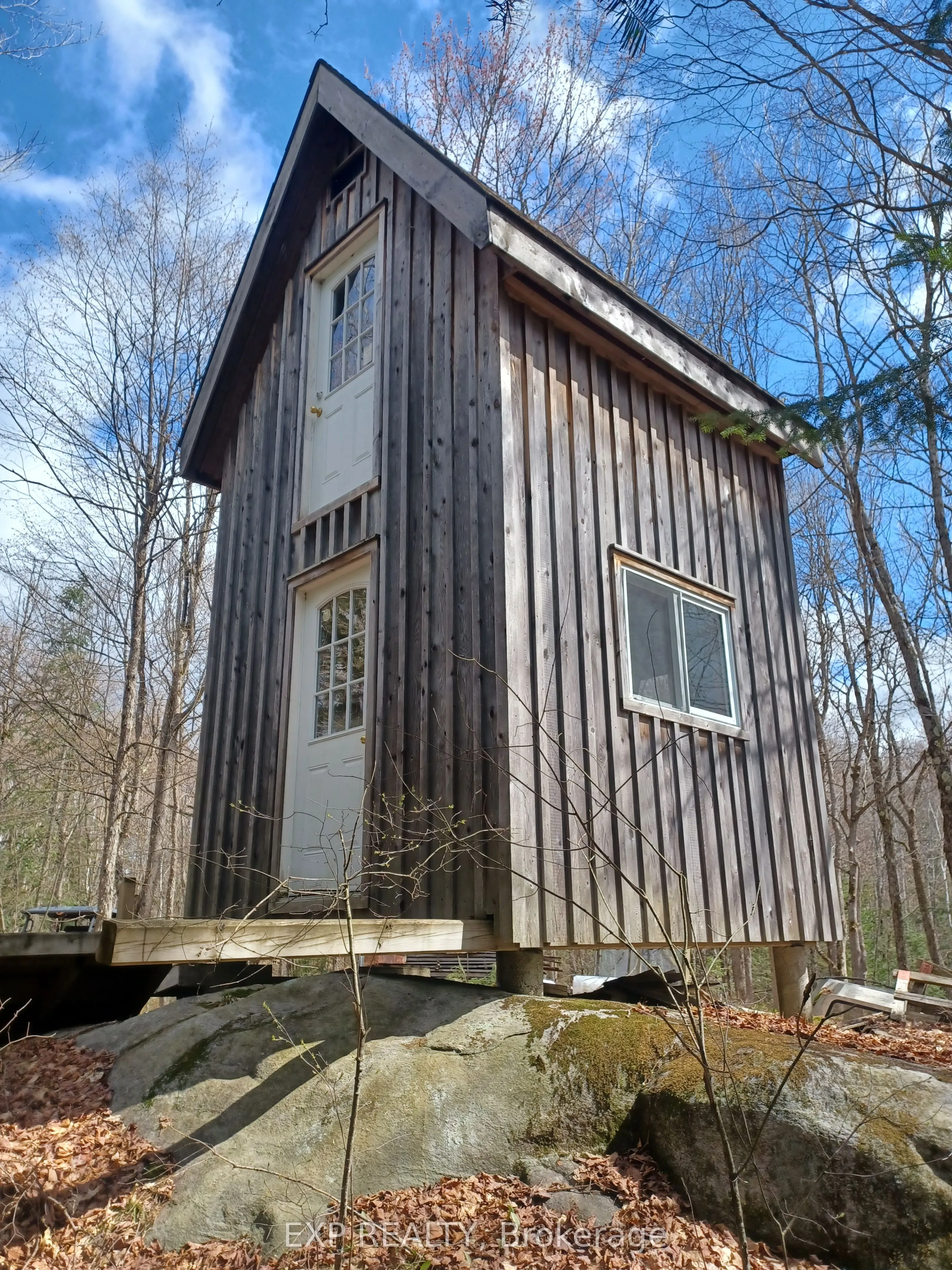 982 Raymond Road