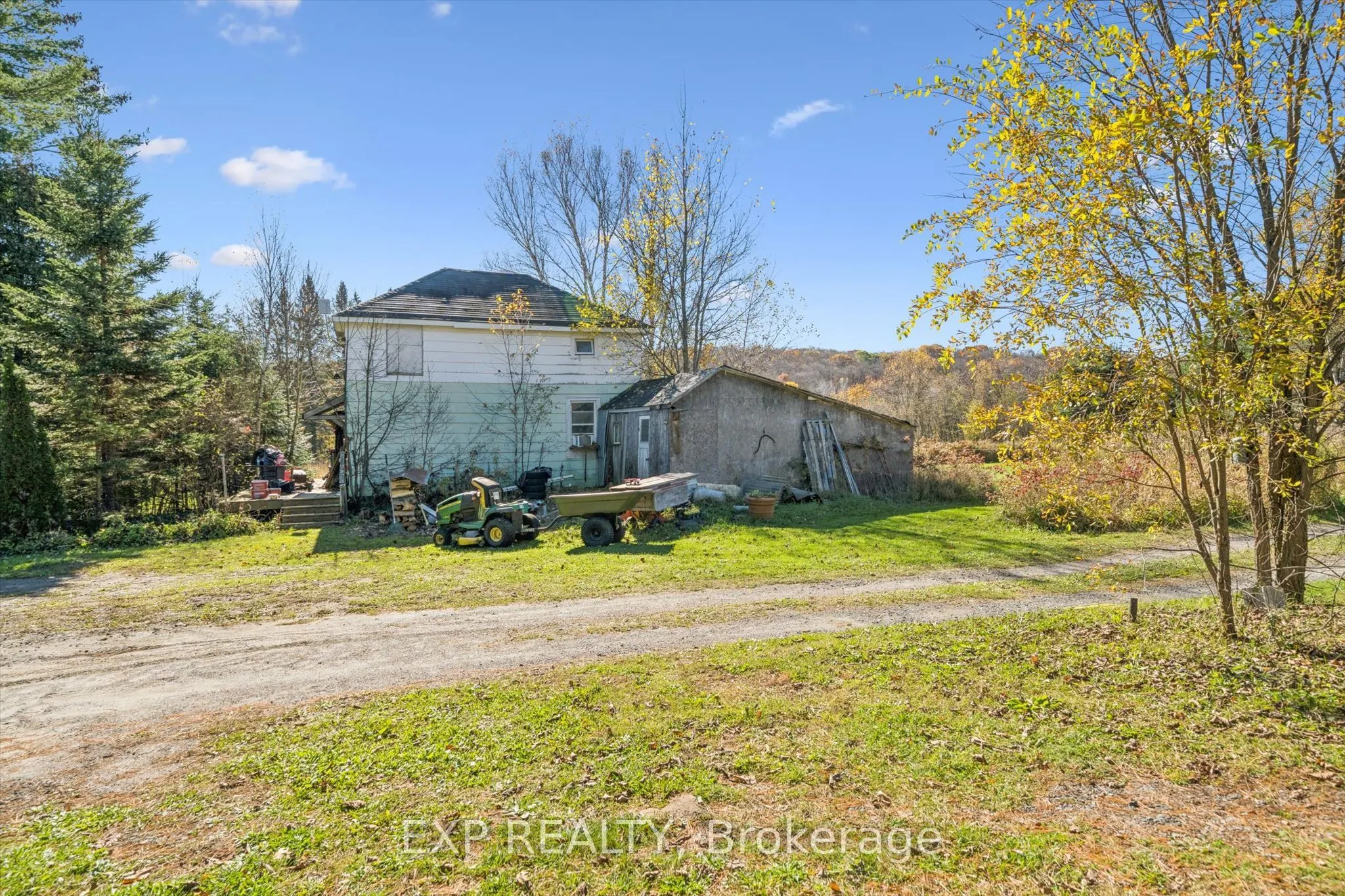 982 Raymond Road