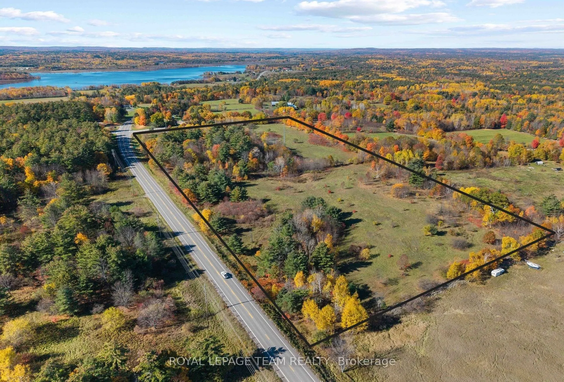 16 Royal Pines Road