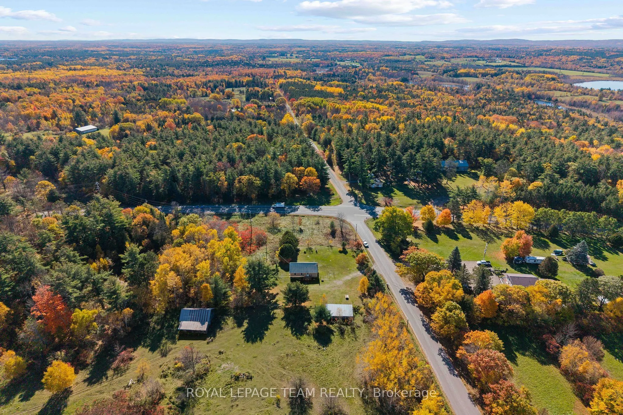 16 Royal Pines Road