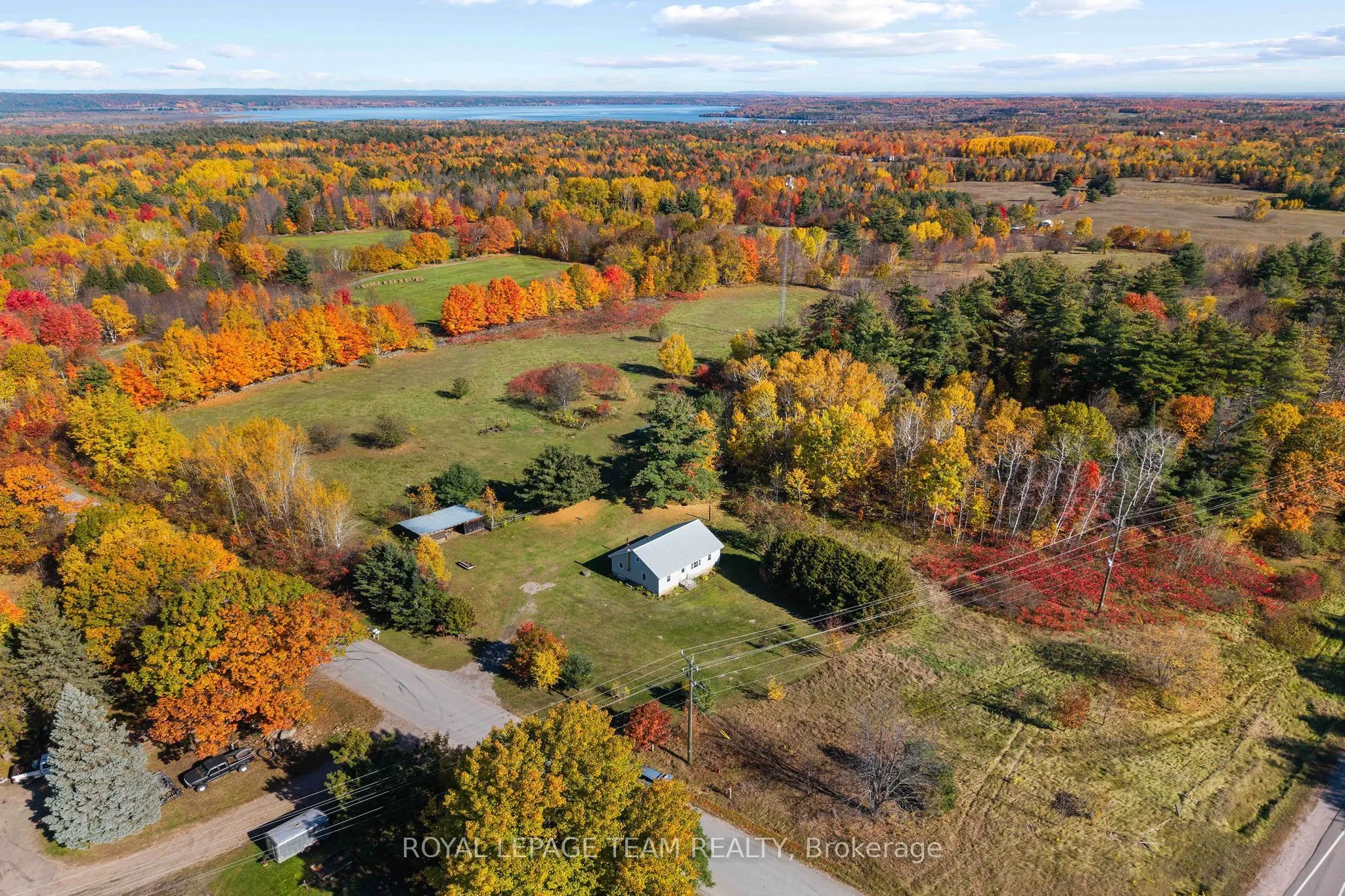 16 Royal Pines Road