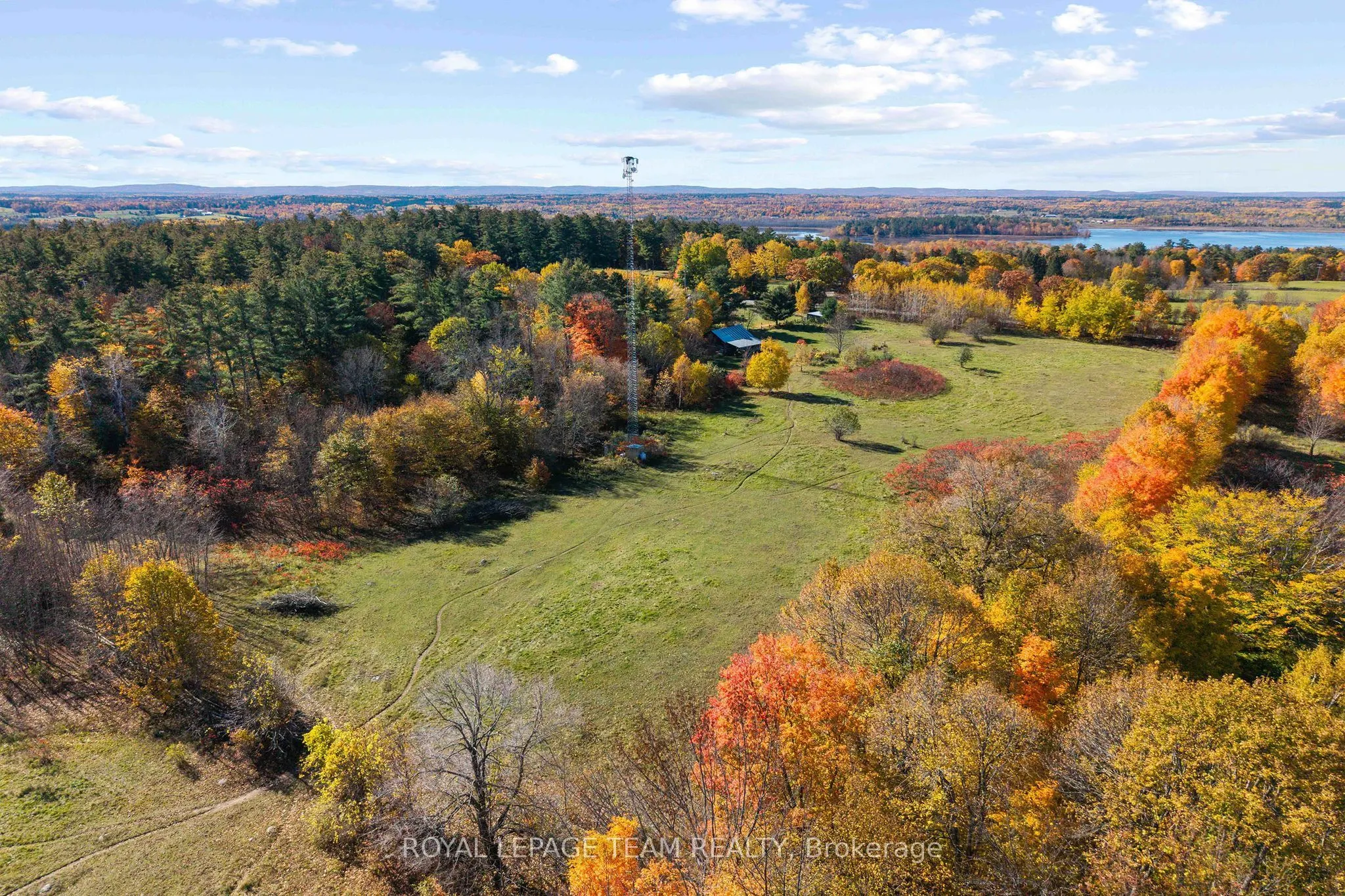 16 Royal Pines Road