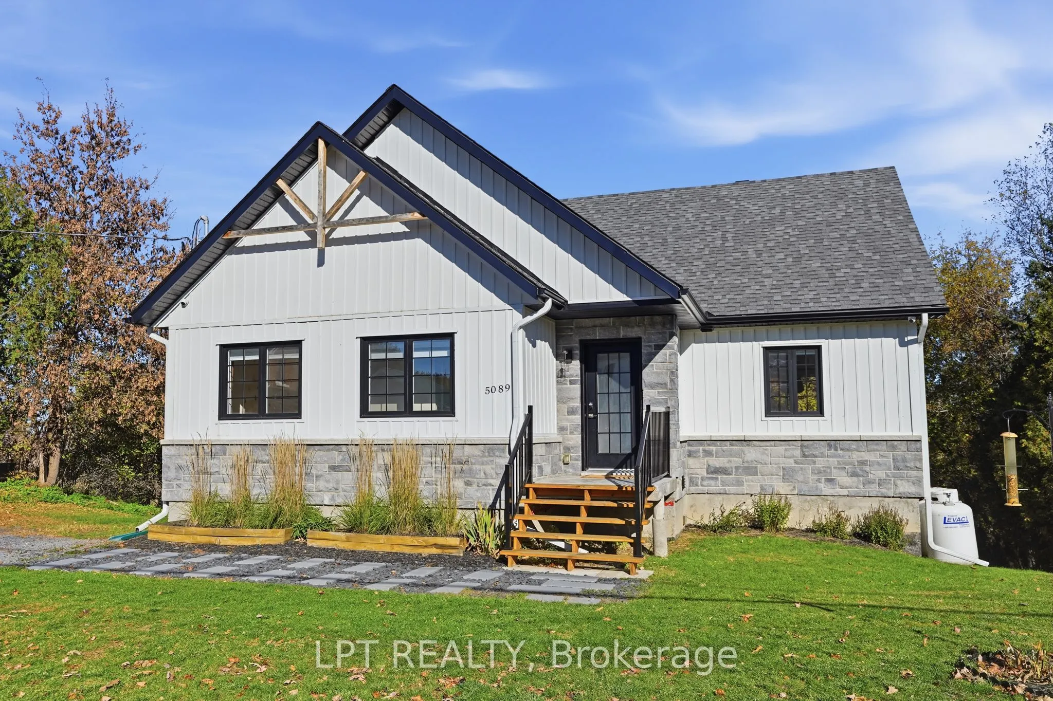 5089 County Rd 10 Road