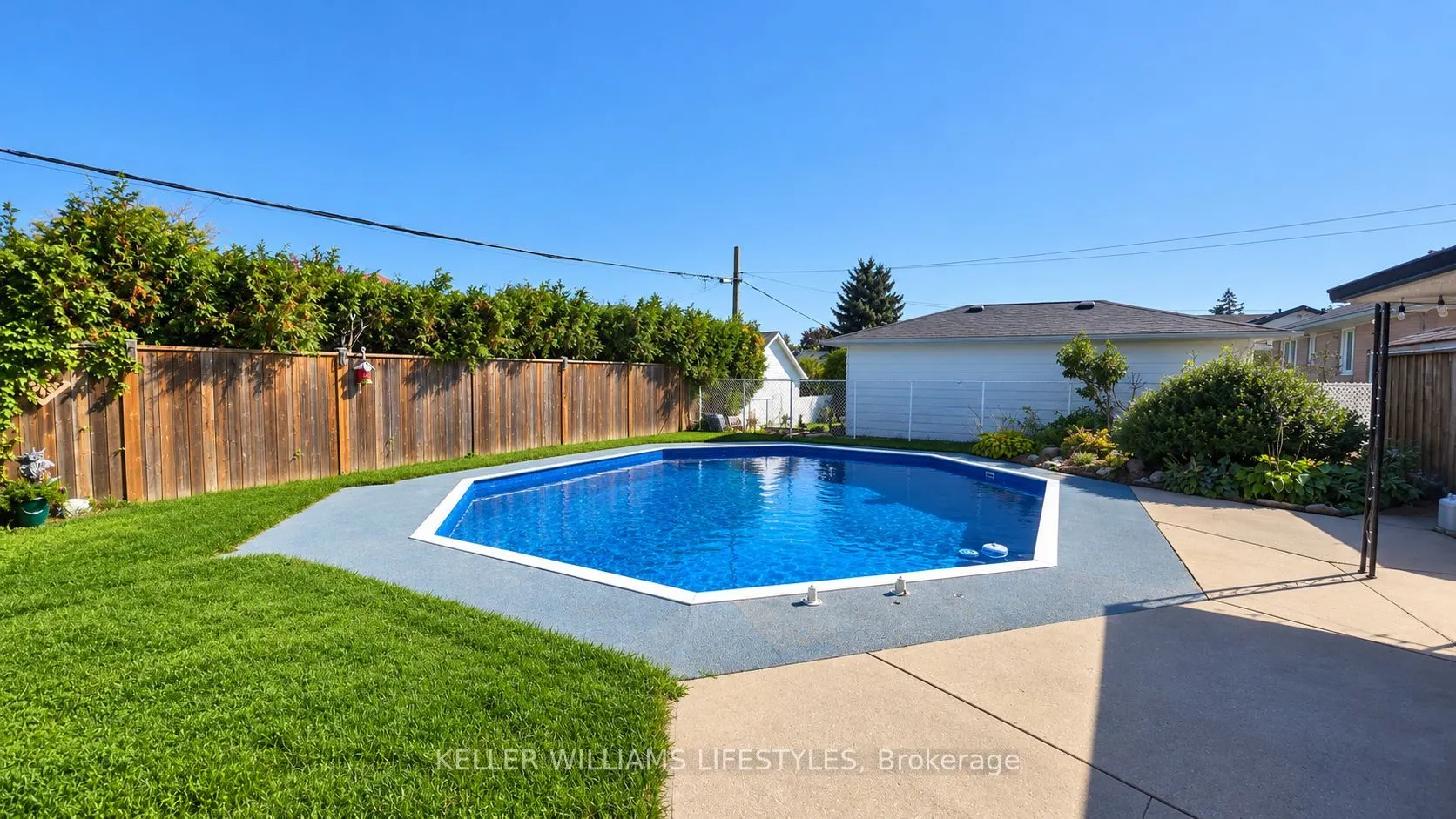 222 Starlight Avenue