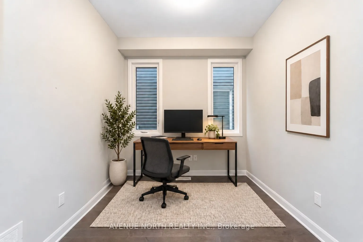 246 AQUARIUM Avenue