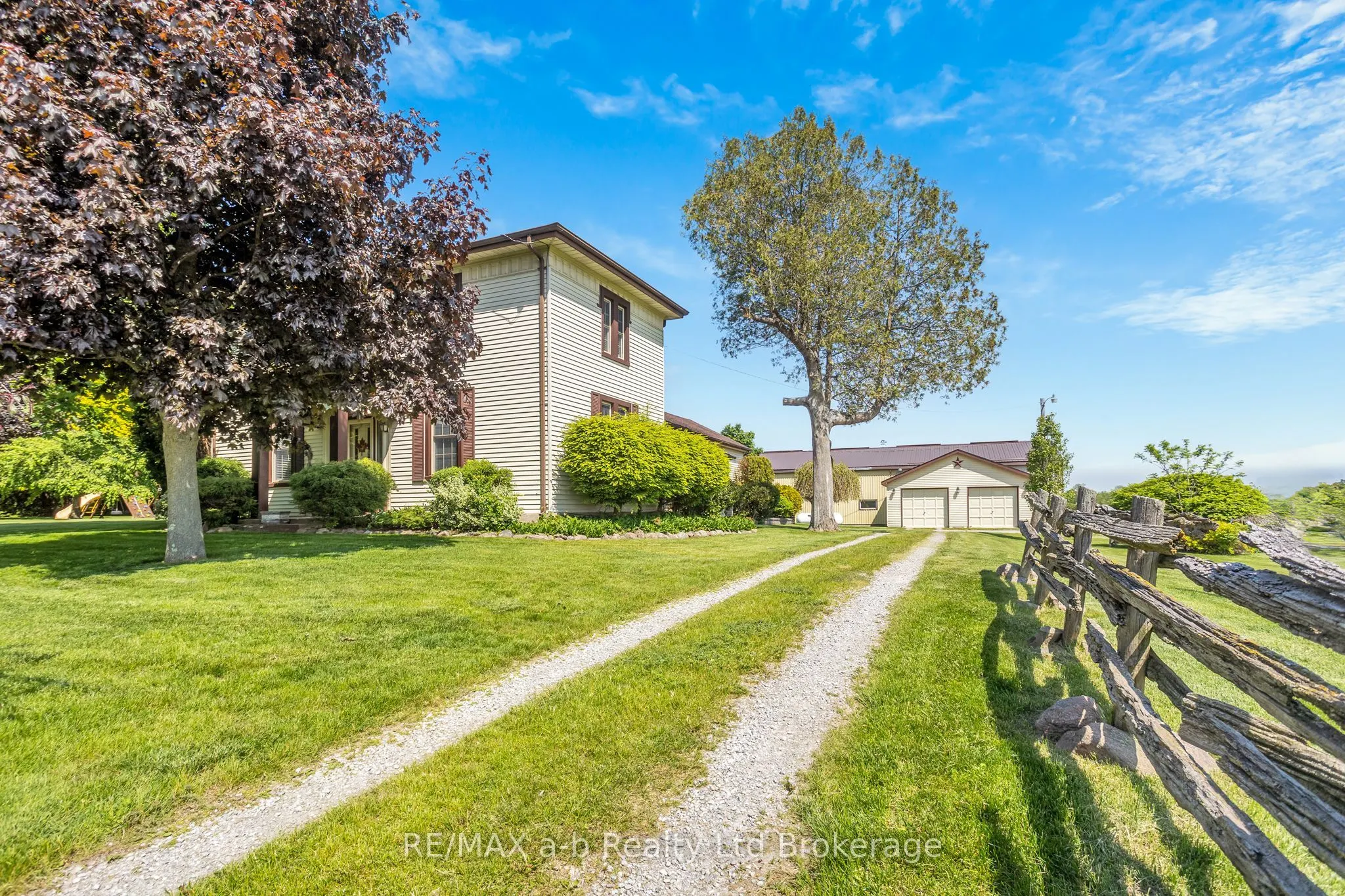1813 Norfolk County 19 Road W