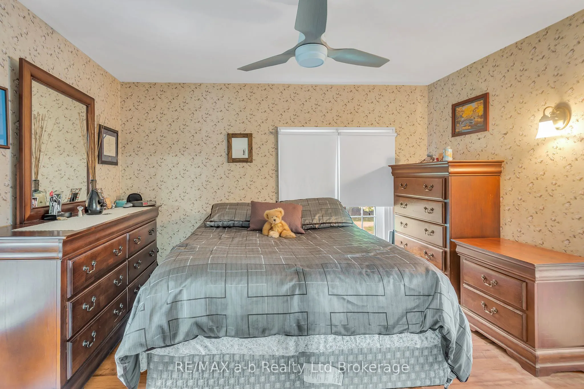 1813 Norfolk County 19 Road W