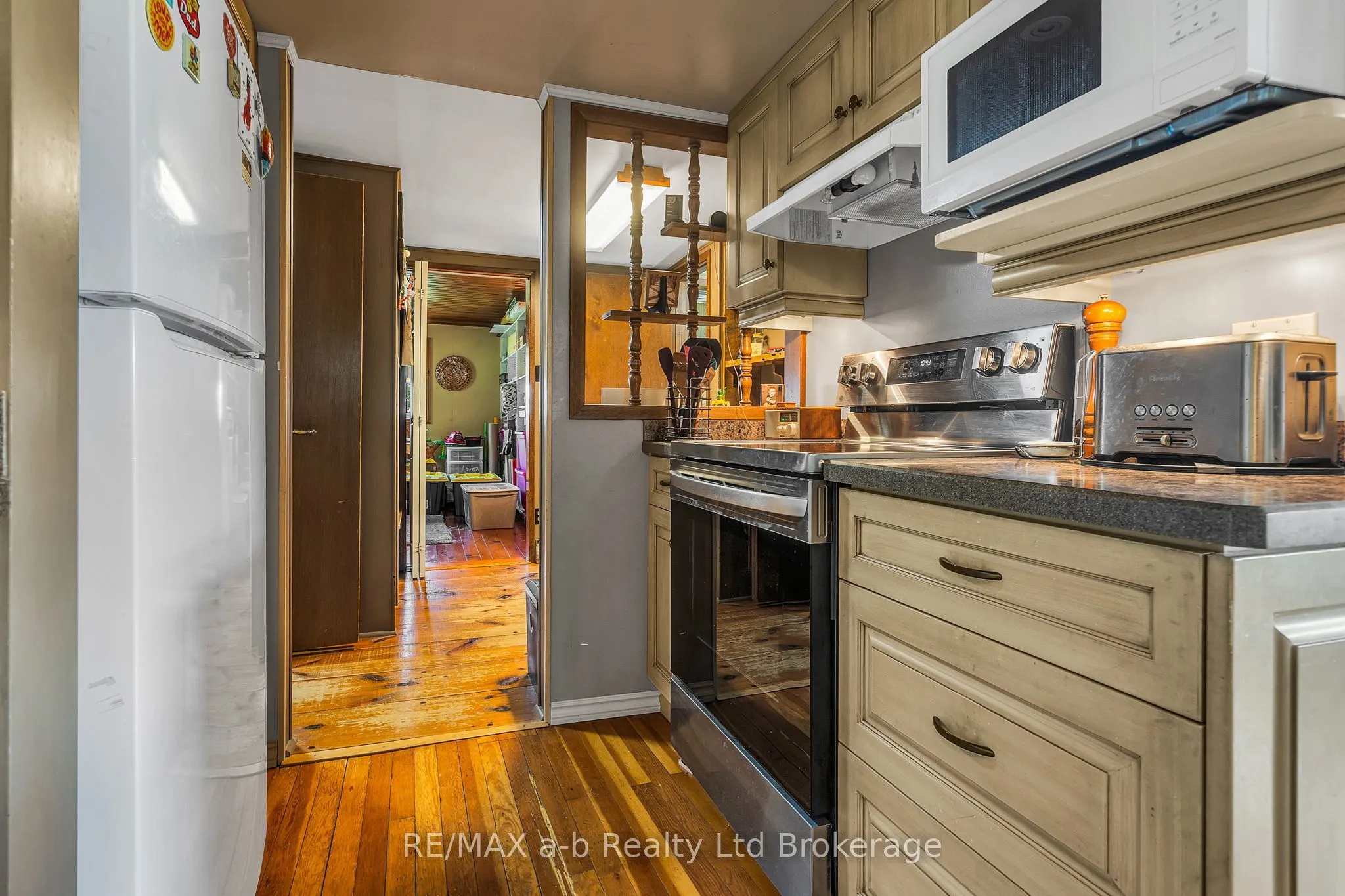 1813 Norfolk County 19 Road W