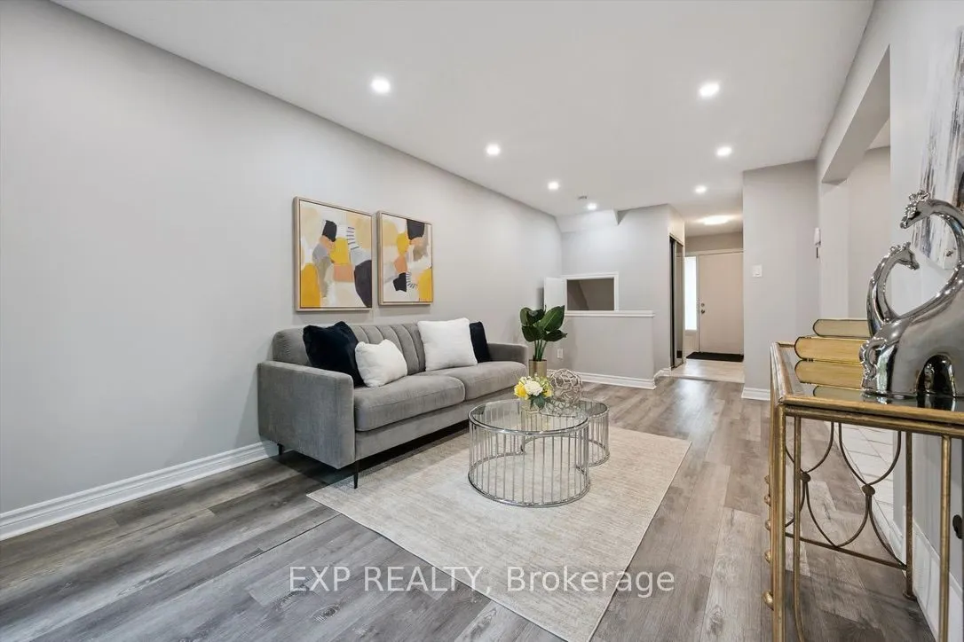 46 Cedarwoods Crescent #20