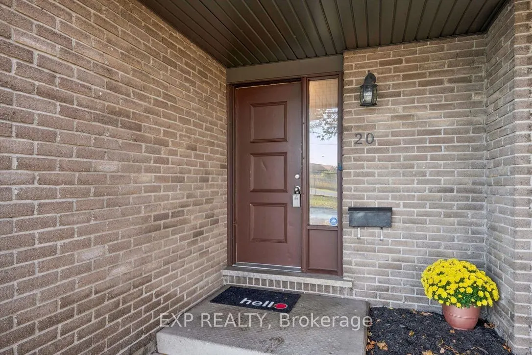 46 Cedarwoods Crescent #20