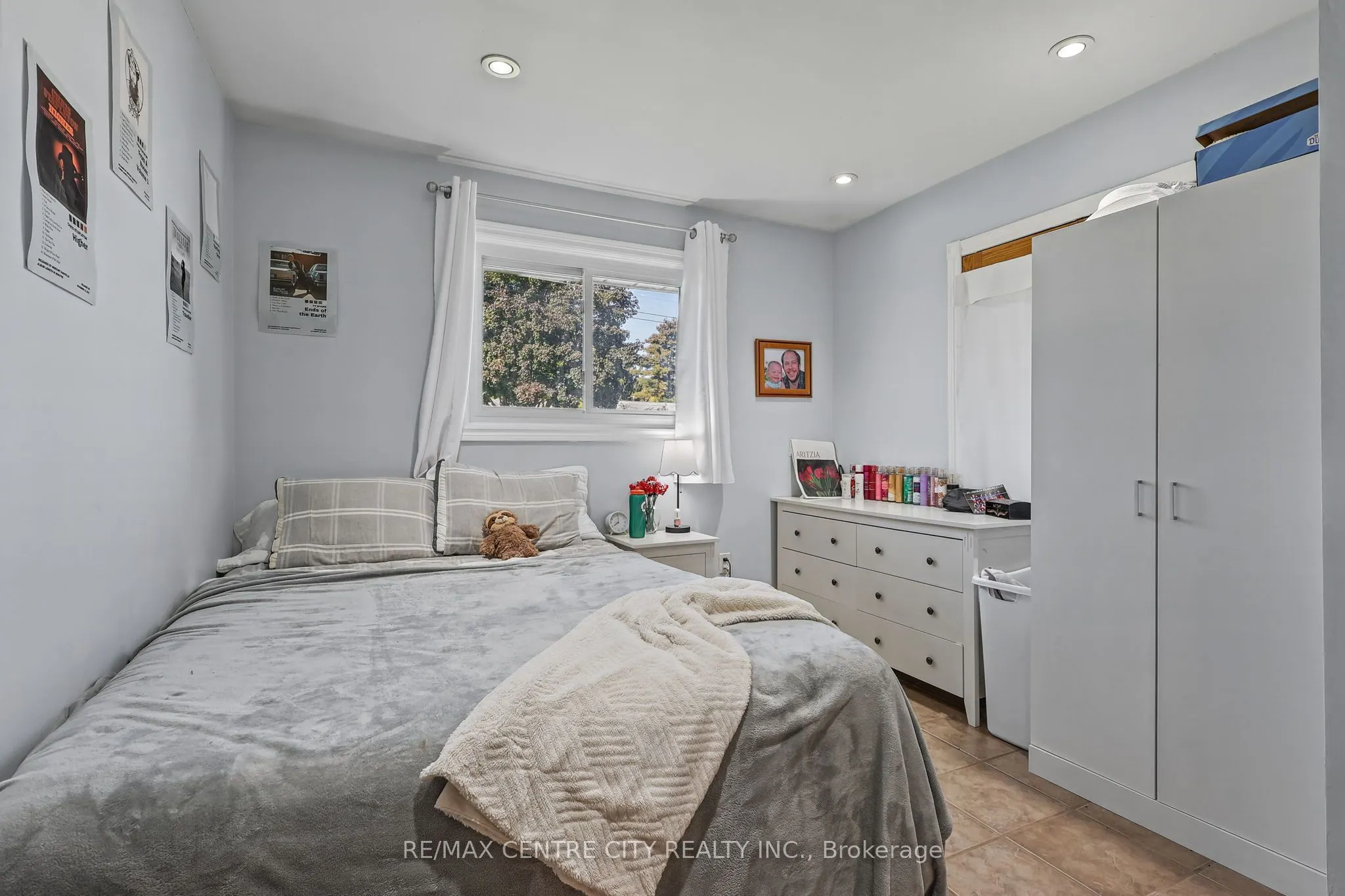 68 Lois Avenue