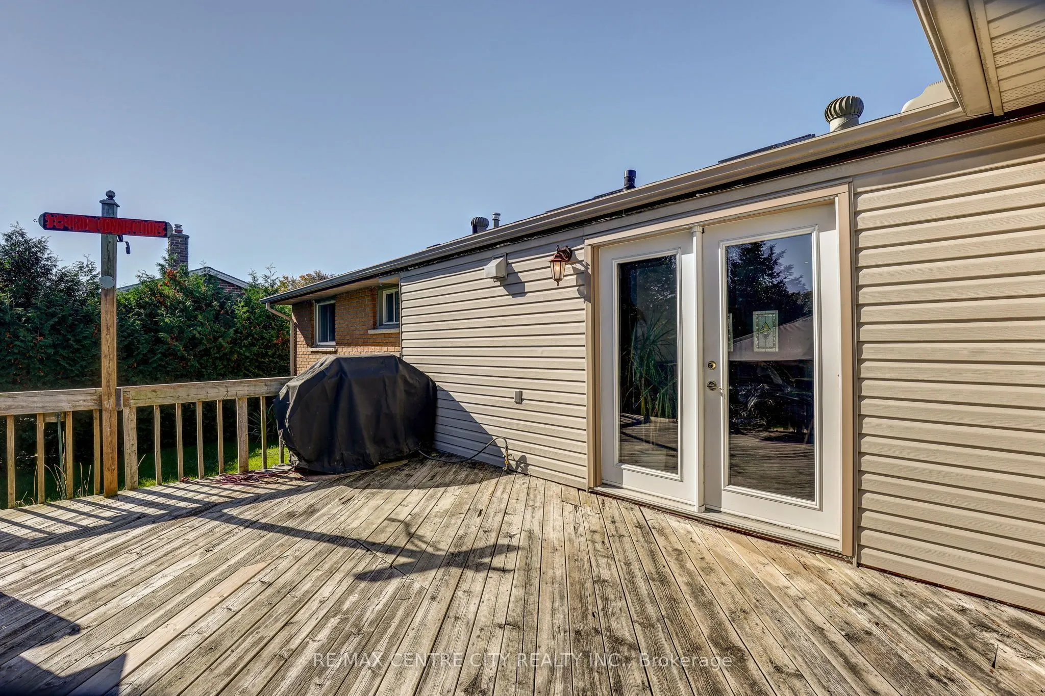 68 Lois Avenue