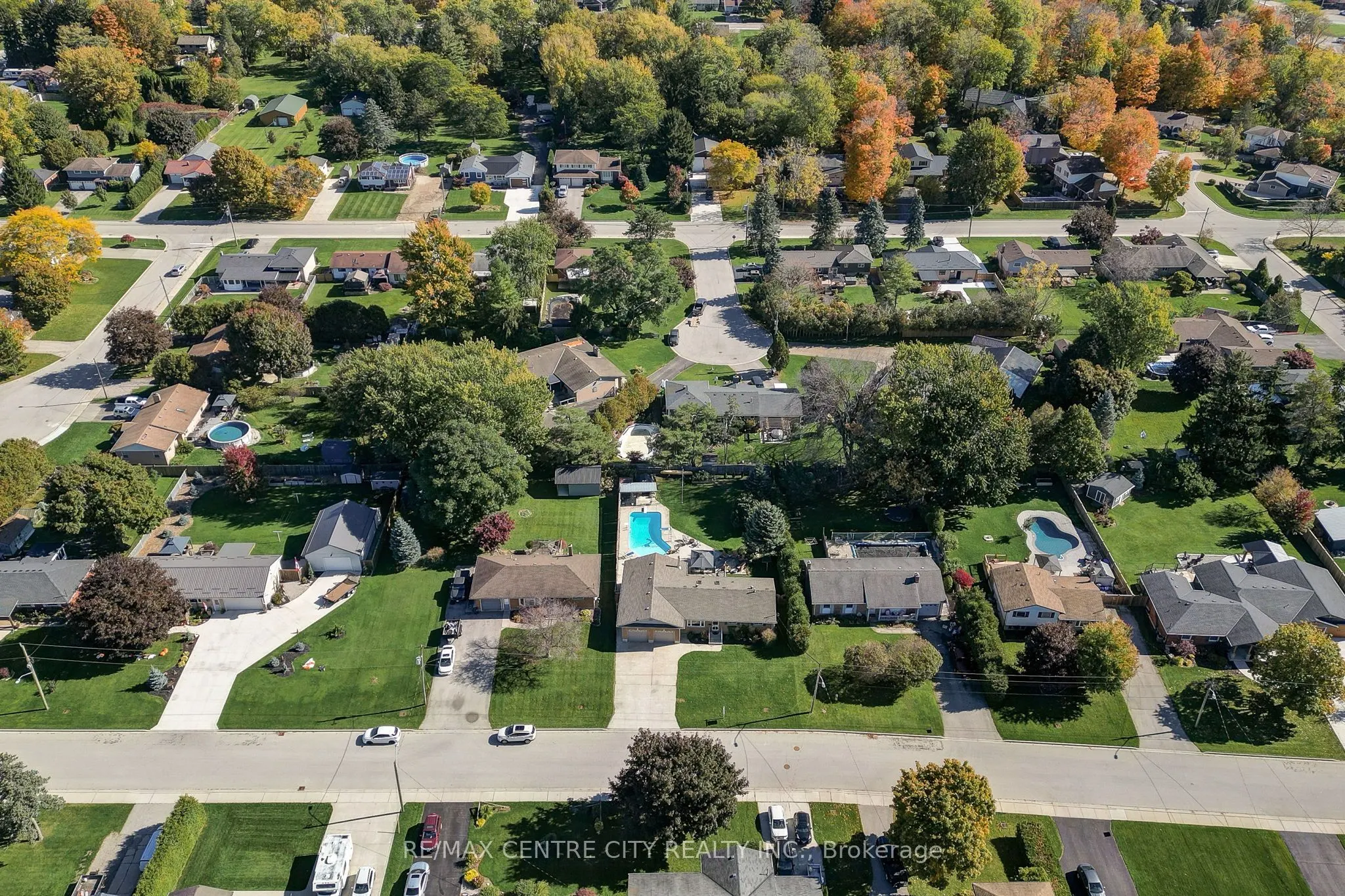 68 Lois Avenue
