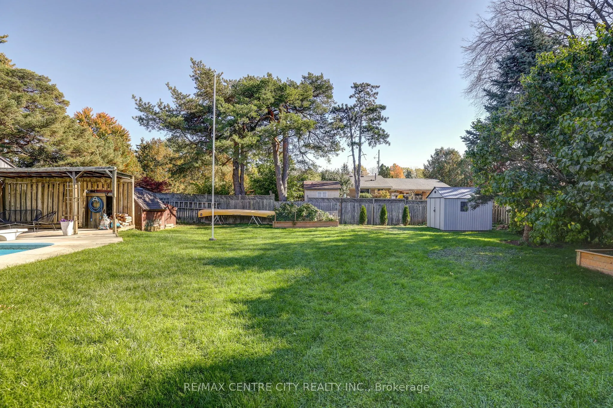 68 Lois Avenue