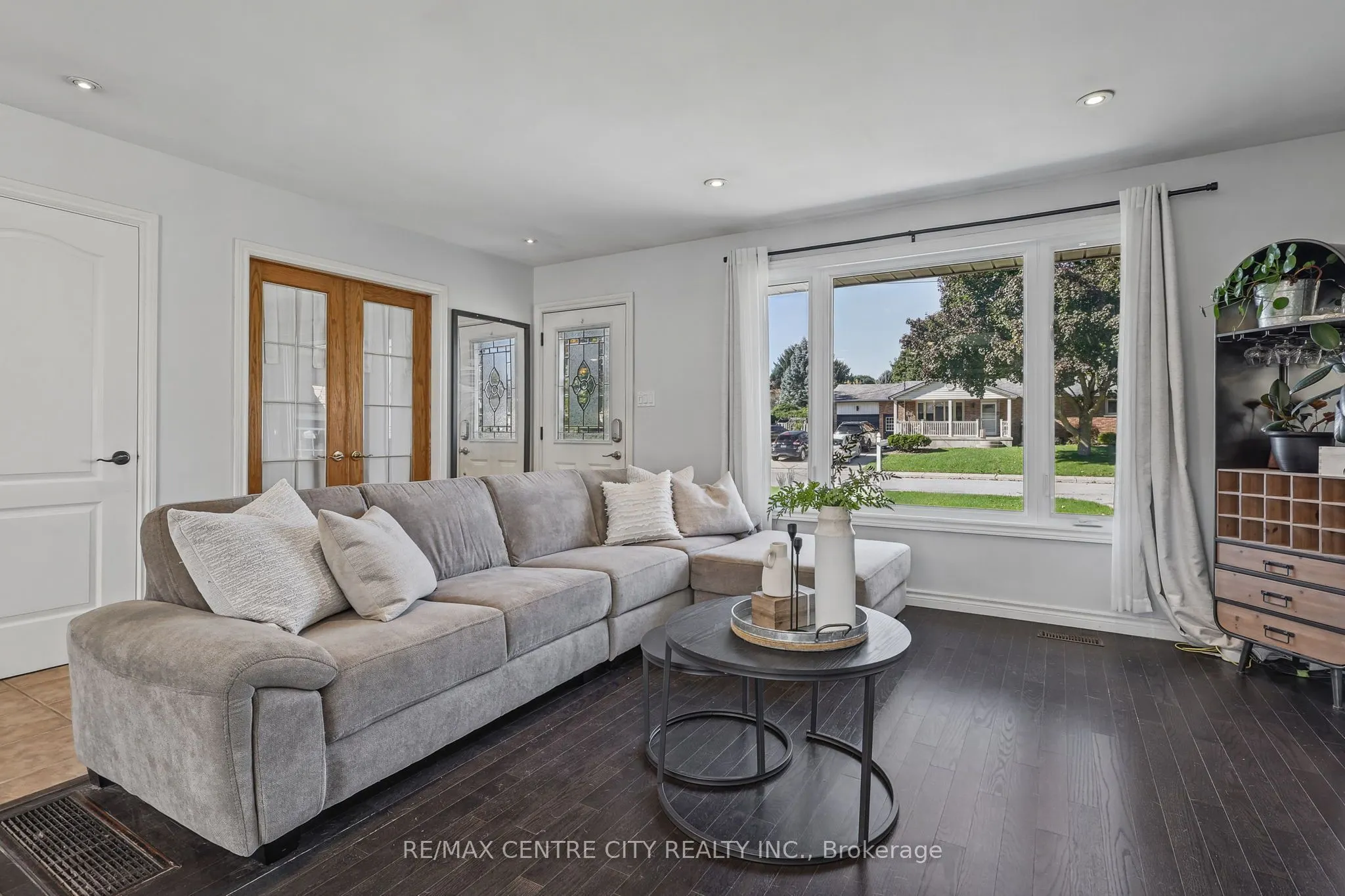 68 Lois Avenue
