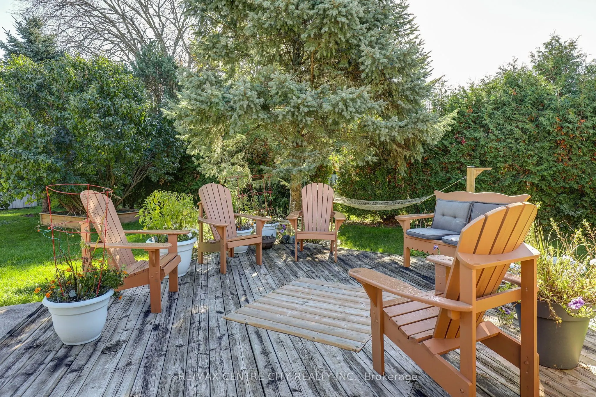 68 Lois Avenue