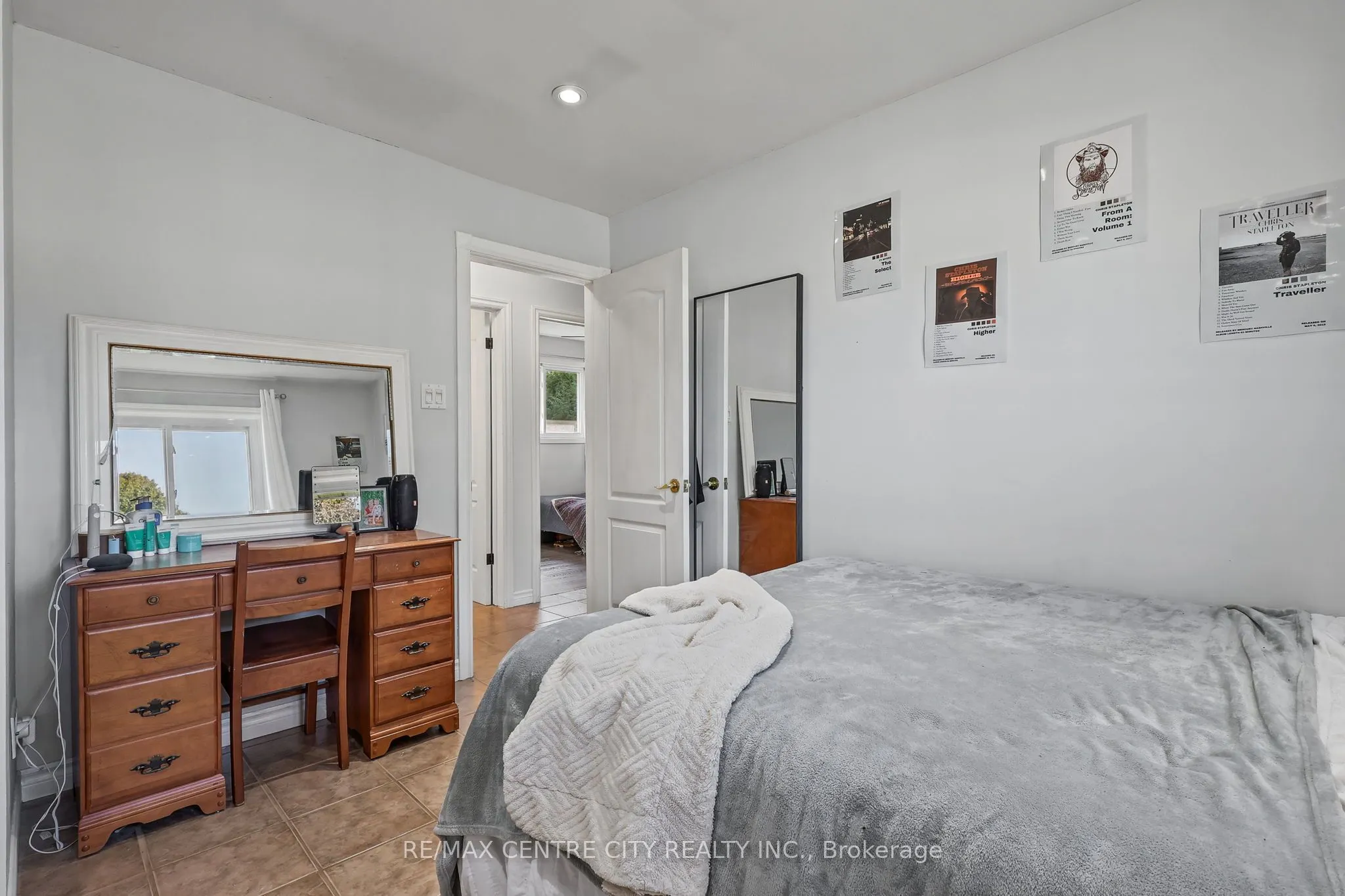 68 Lois Avenue