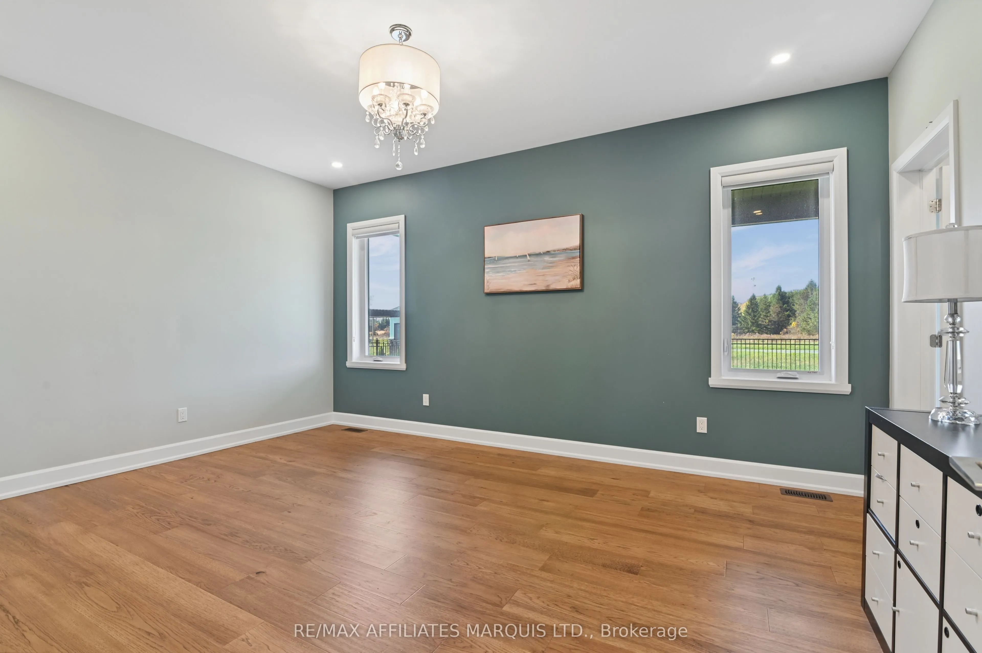 18163 St Laurent Boulevard