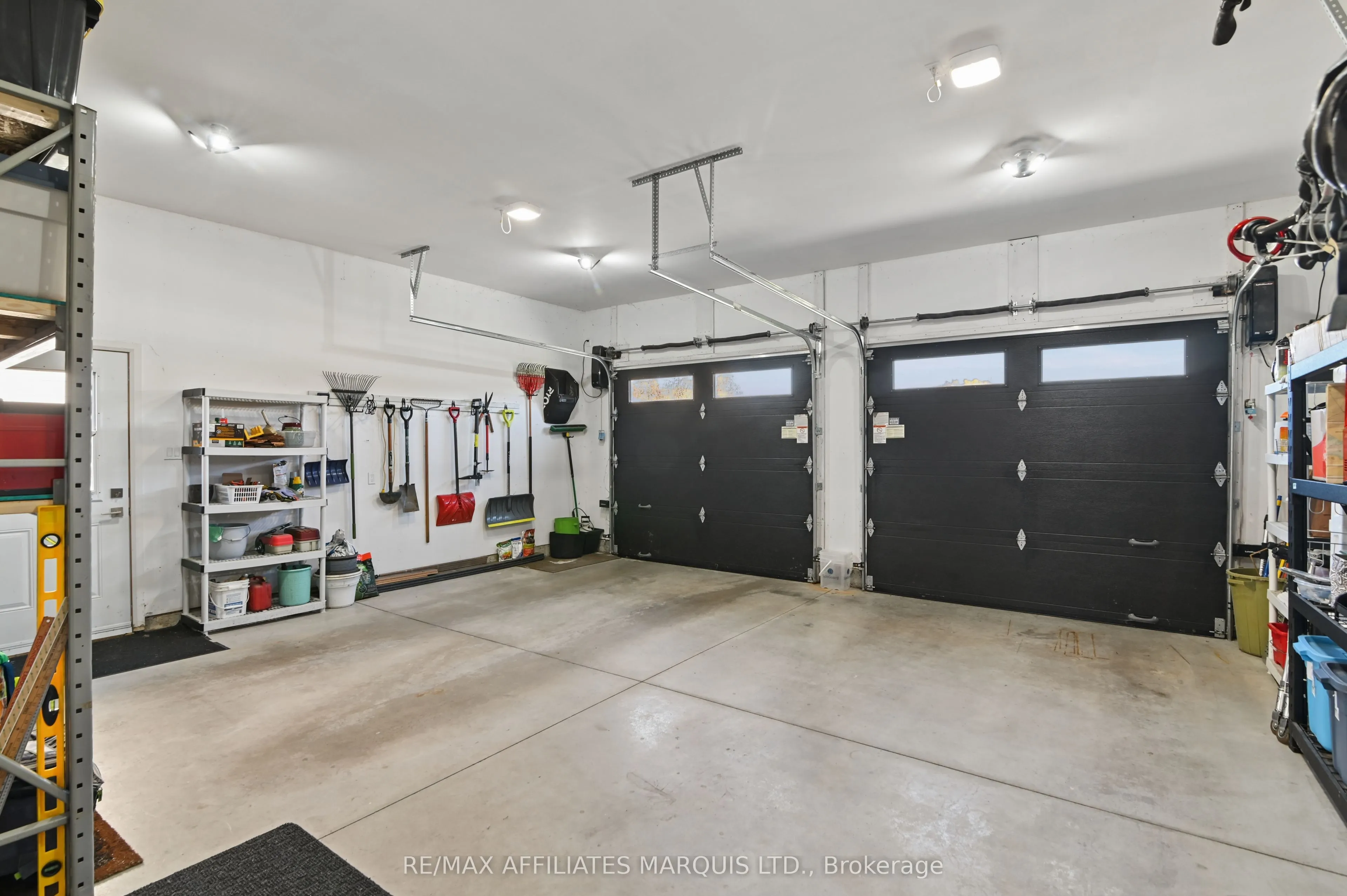 18163 St Laurent Boulevard