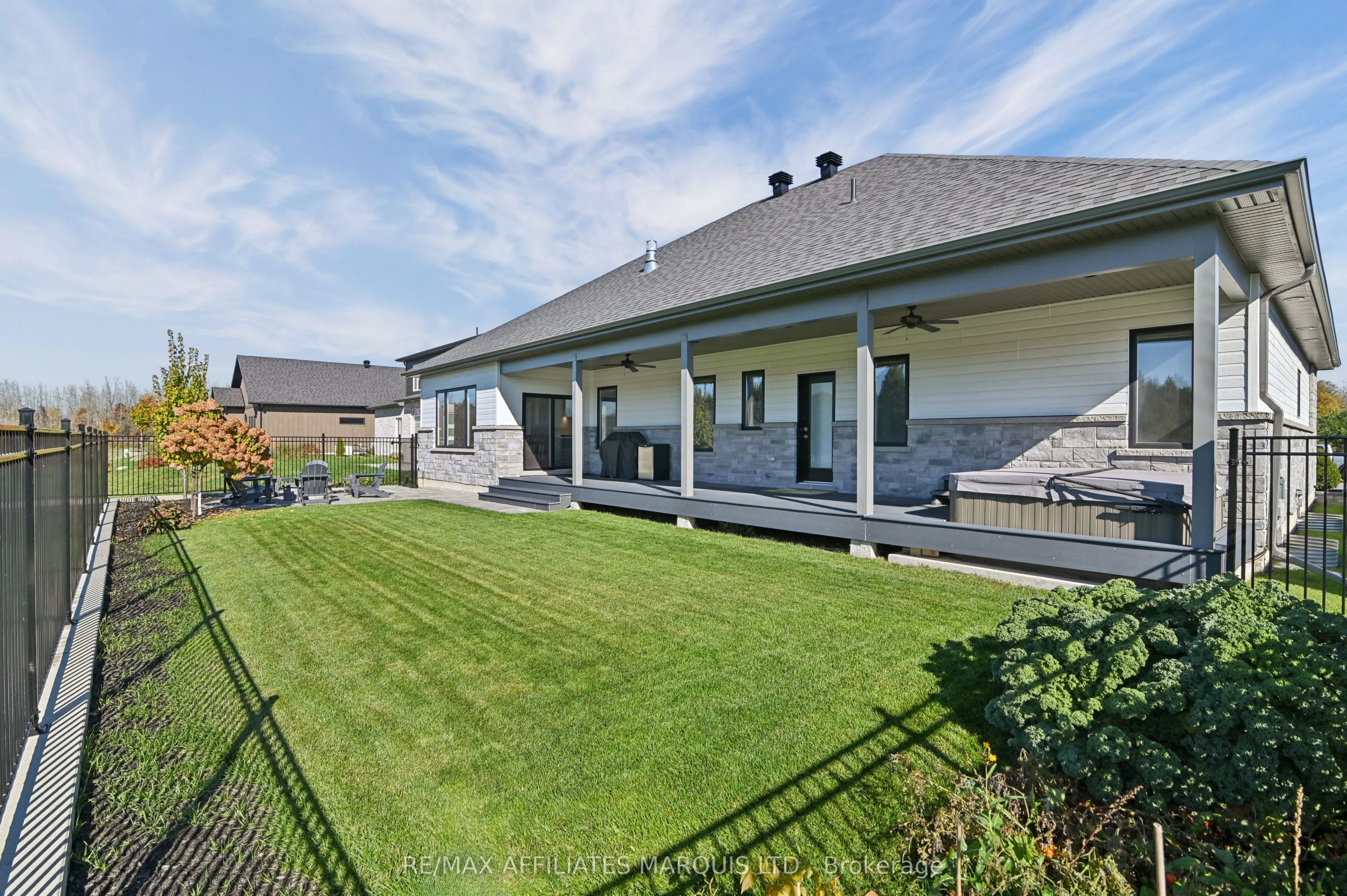 18163 St Laurent Boulevard