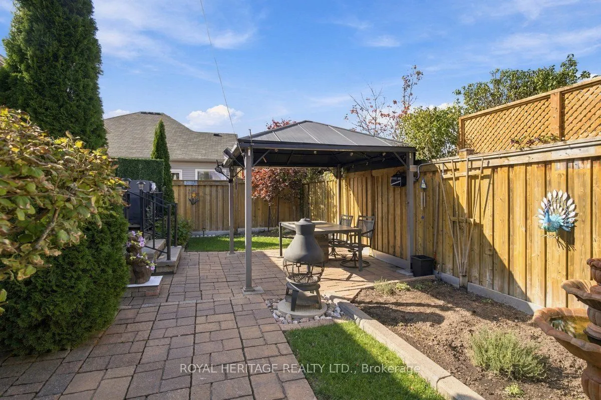 37 Grainger Crescent