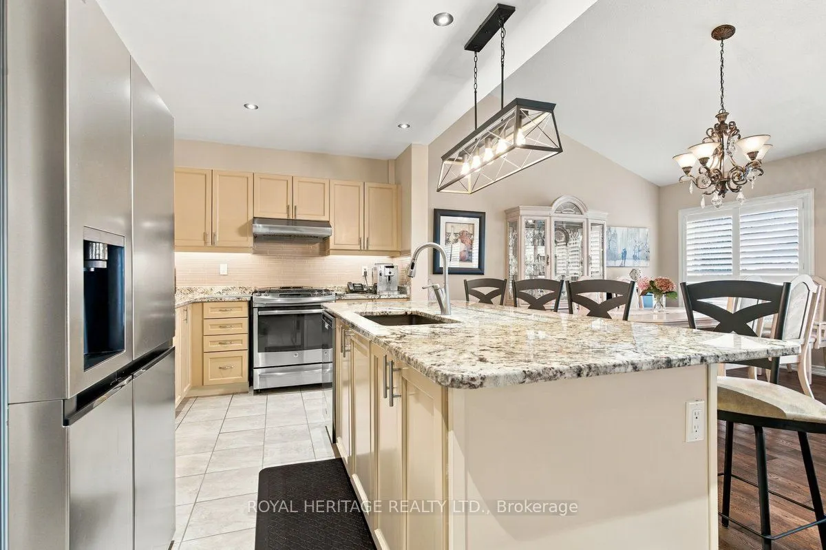 37 Grainger Crescent