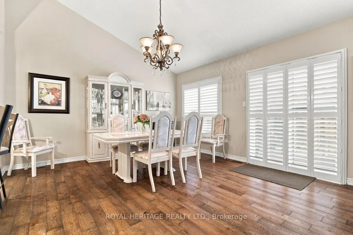 37 Grainger Crescent