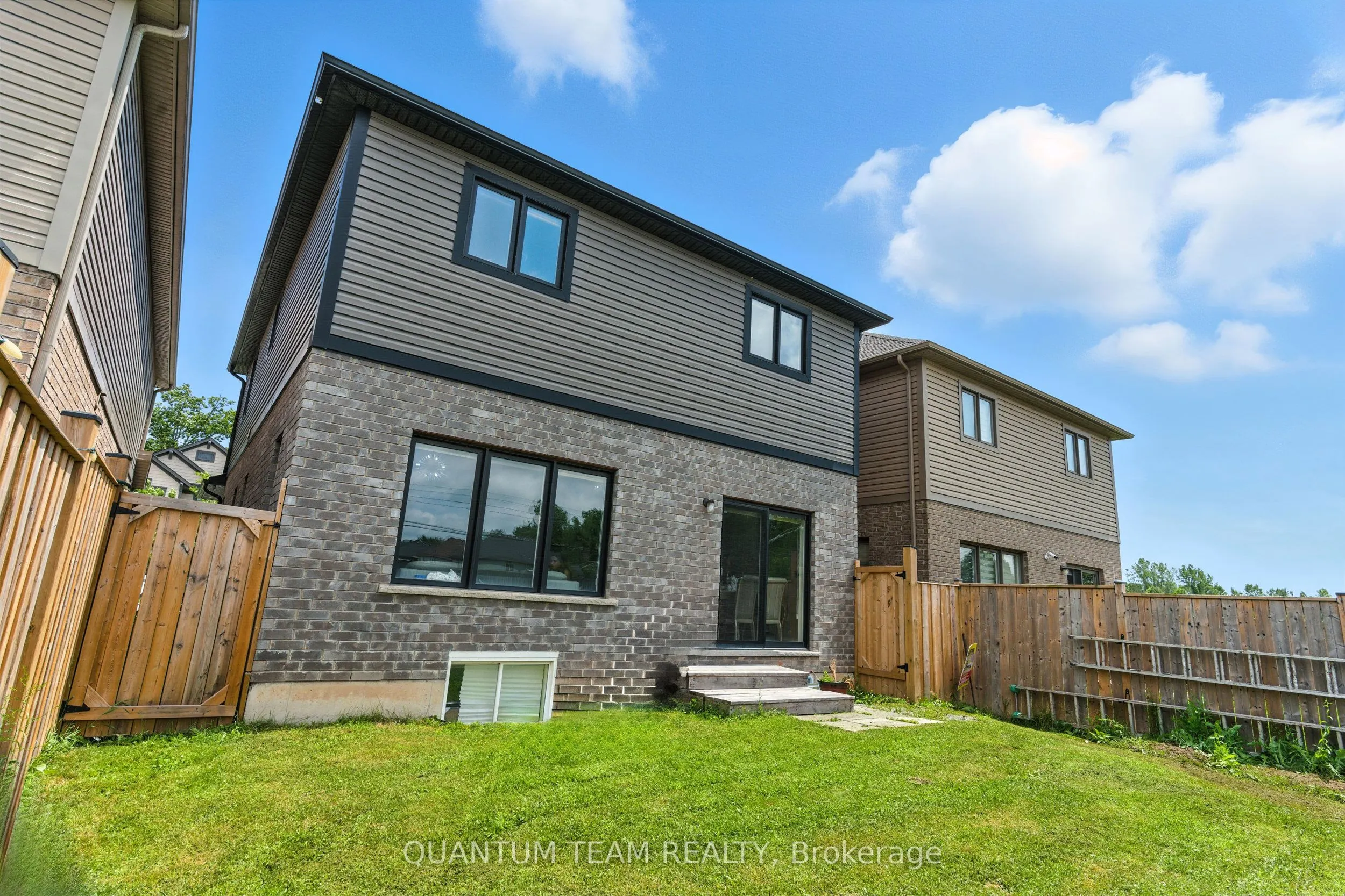 6159 Eaglewood Drive