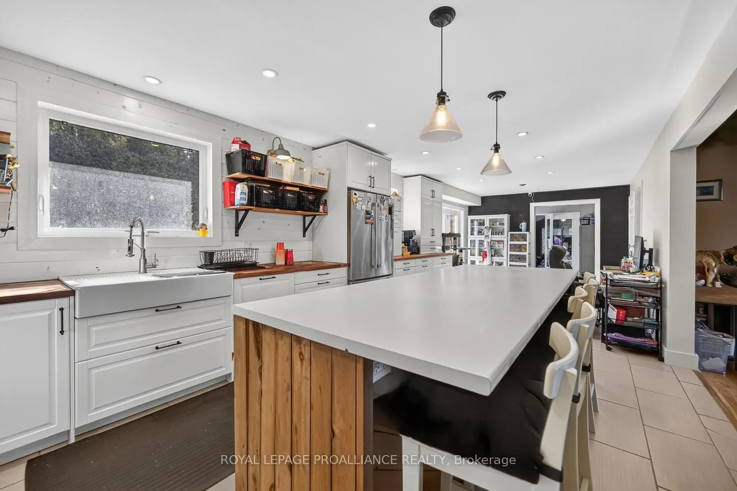 15 Willow Drive
