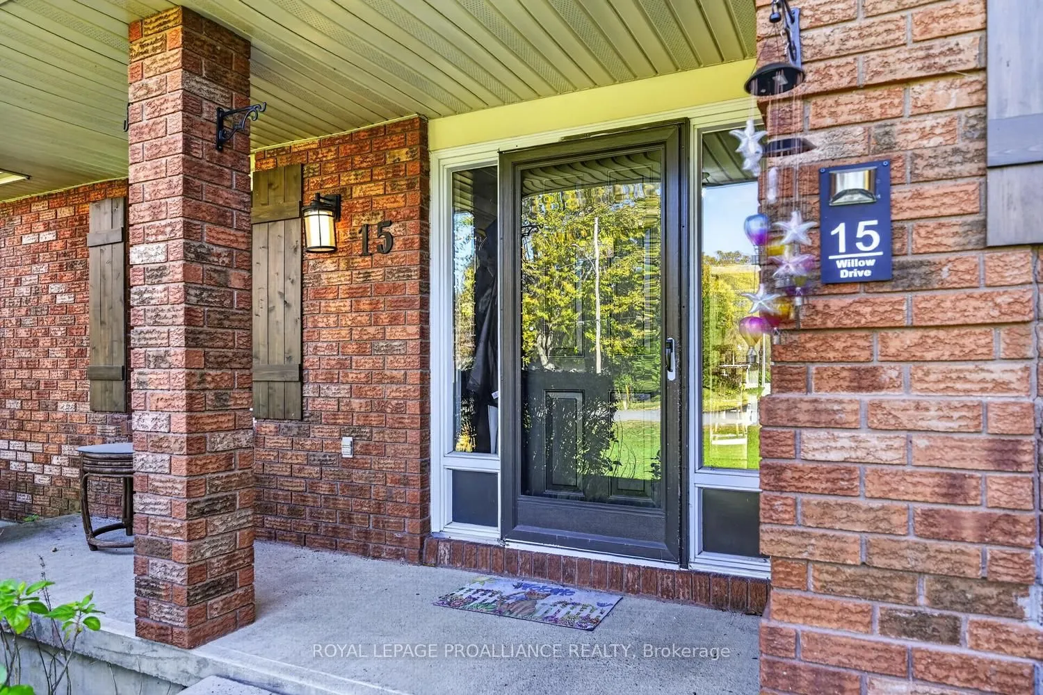 15 Willow Drive