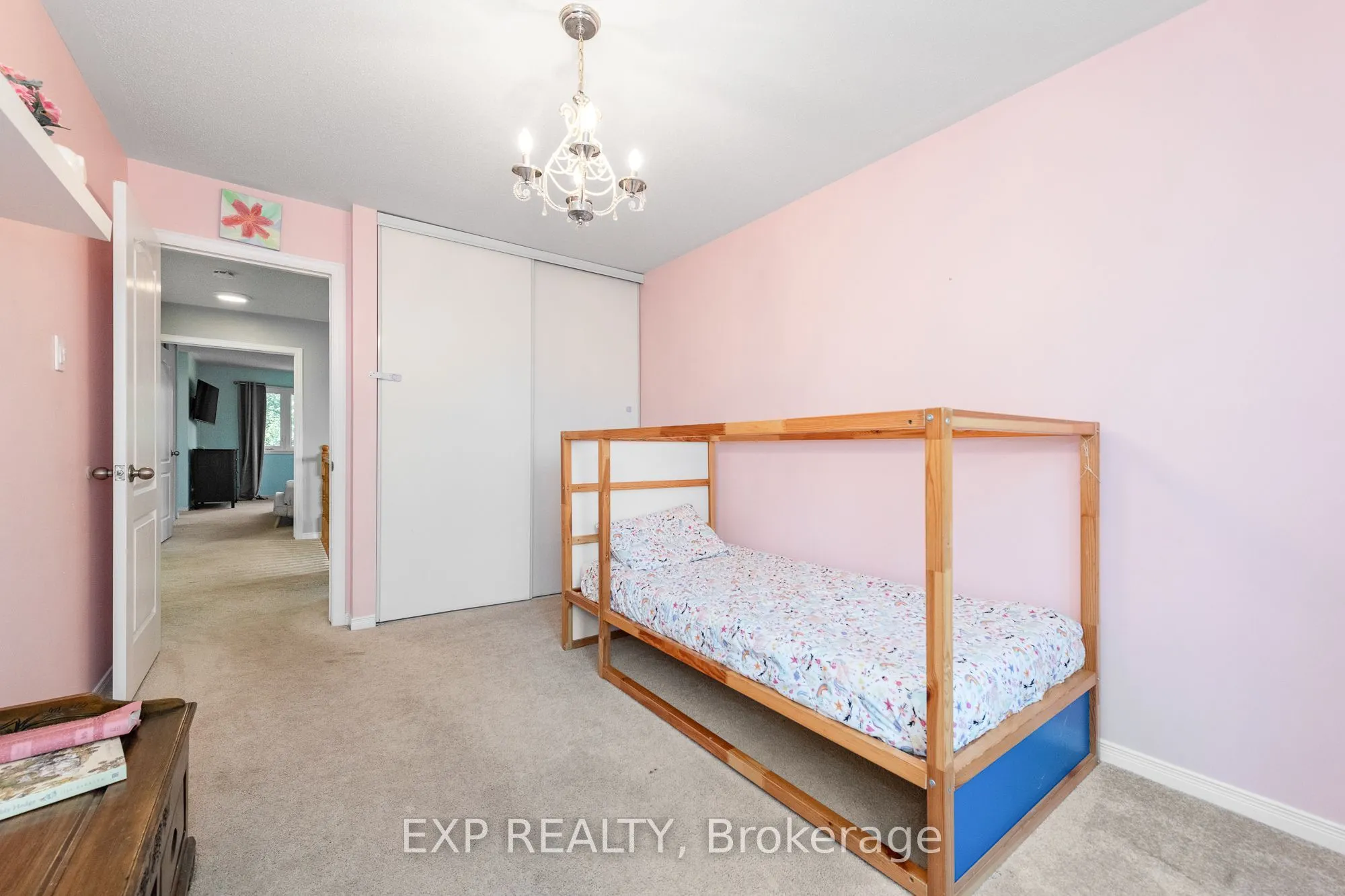 36 Meadowbreeze Drive