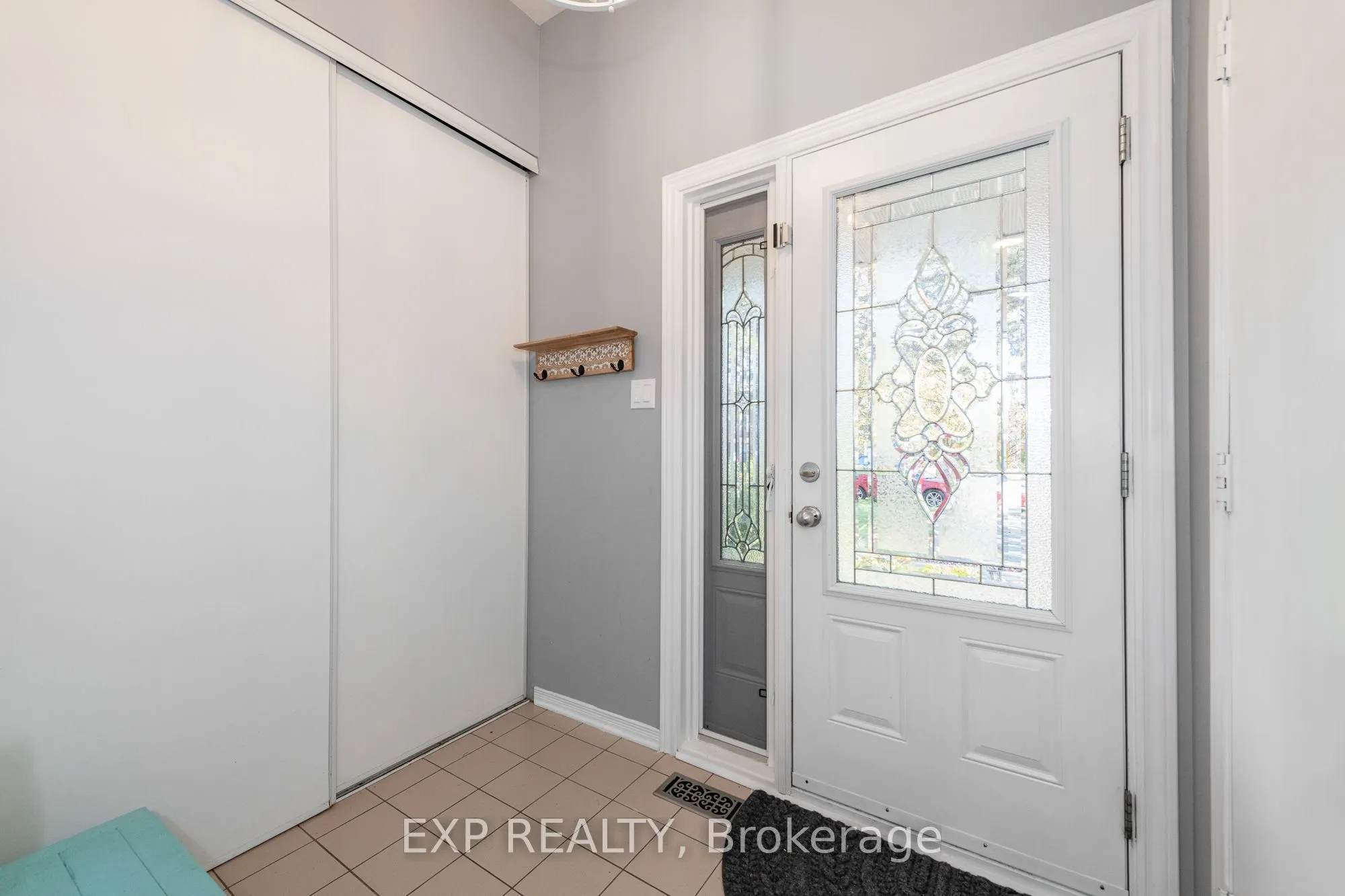 36 Meadowbreeze Drive