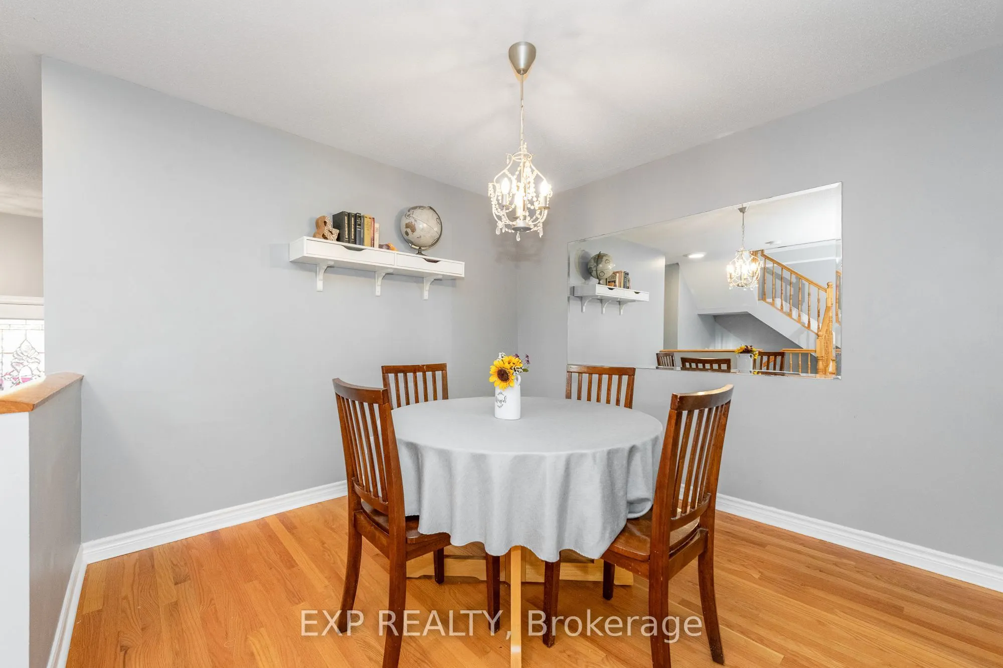 36 Meadowbreeze Drive