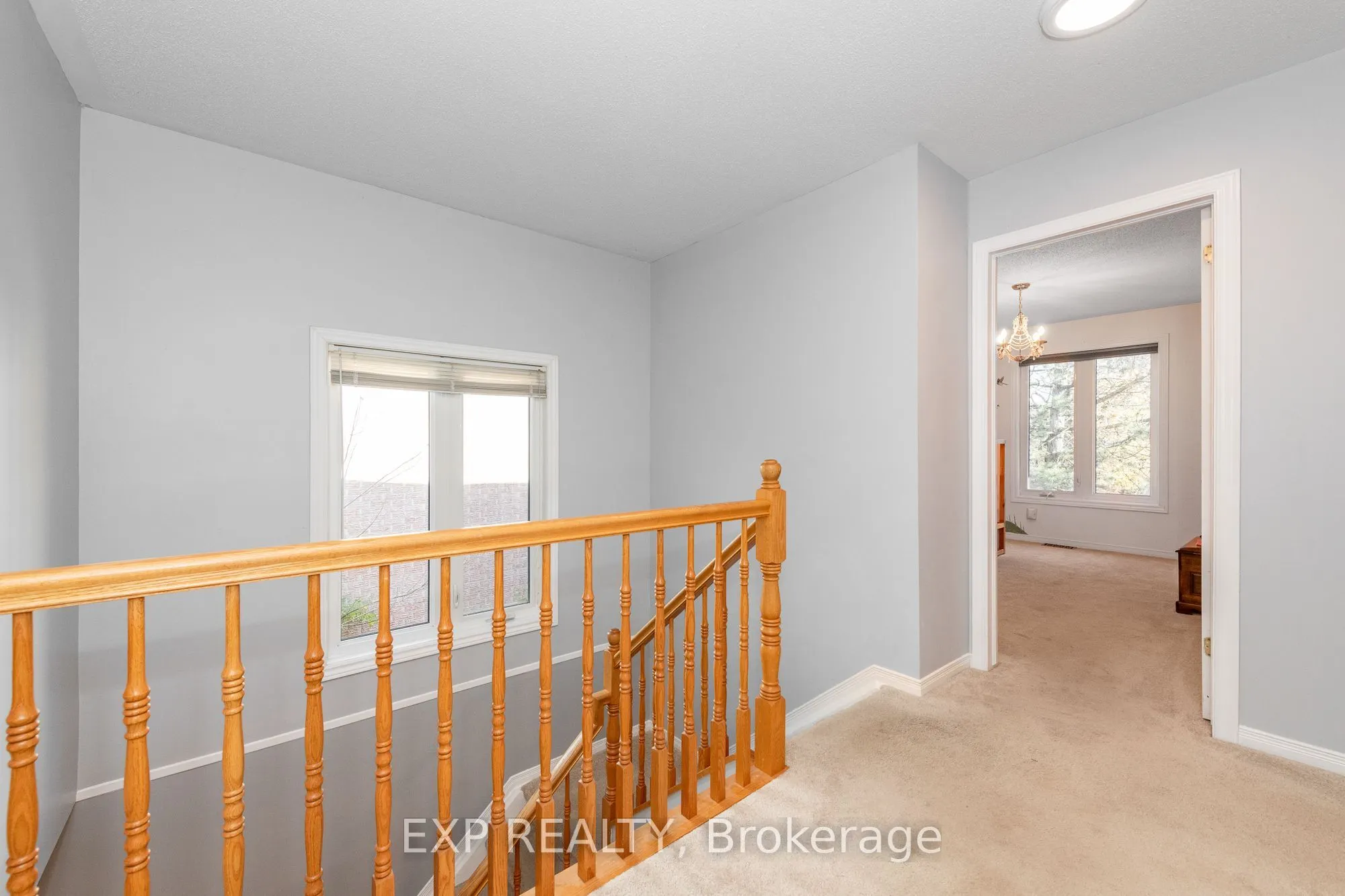 36 Meadowbreeze Drive