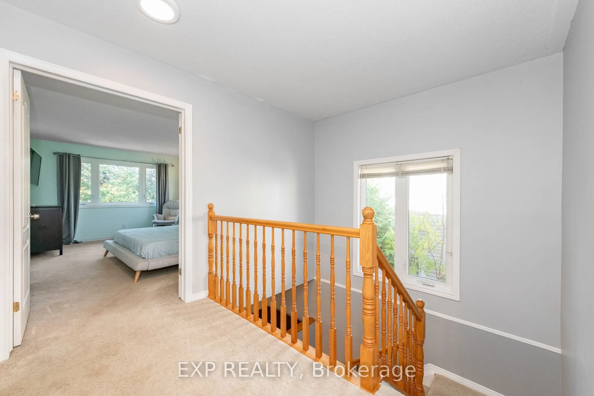 36 Meadowbreeze Drive