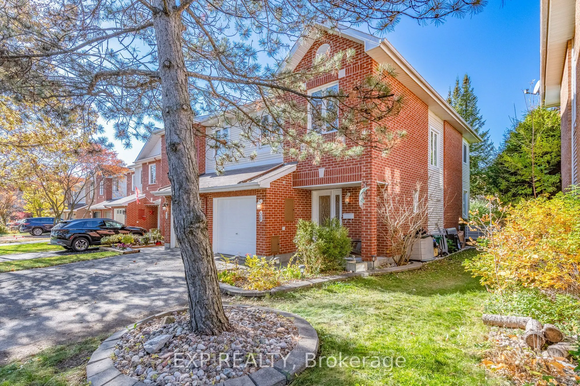 36 Meadowbreeze Drive