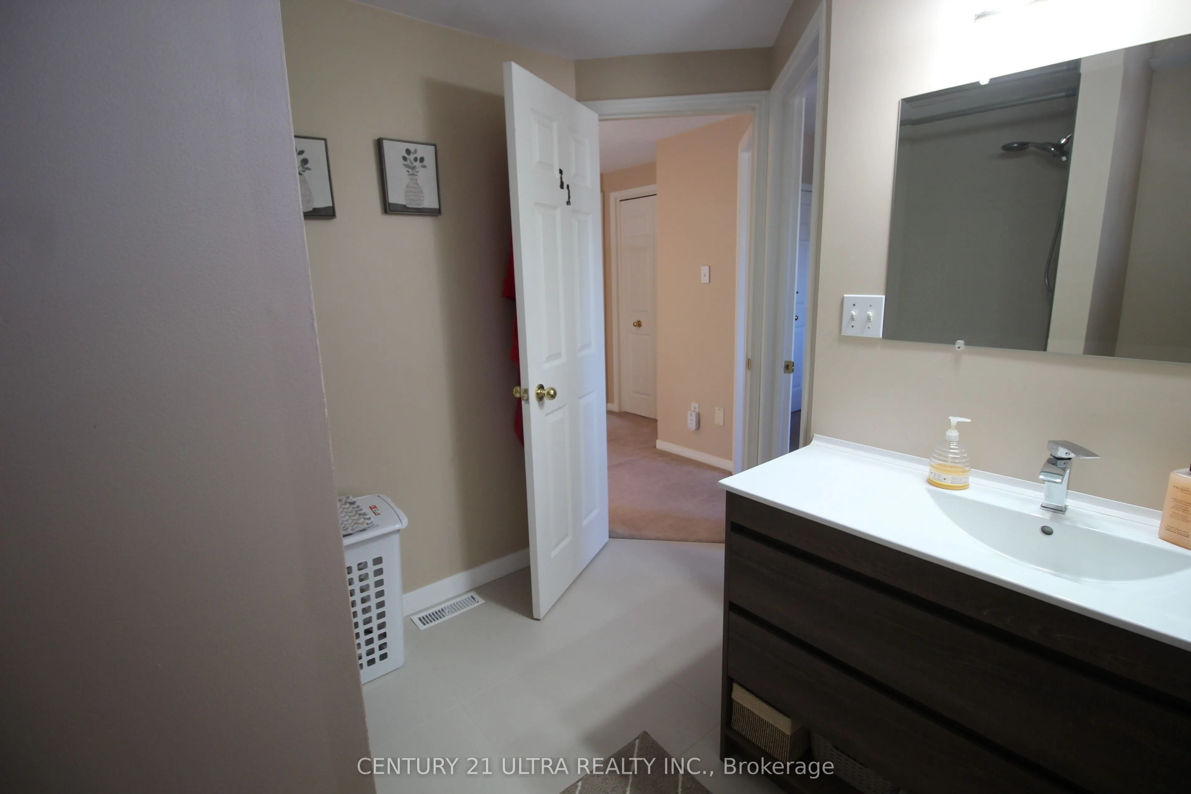 373 Brembel Crescent